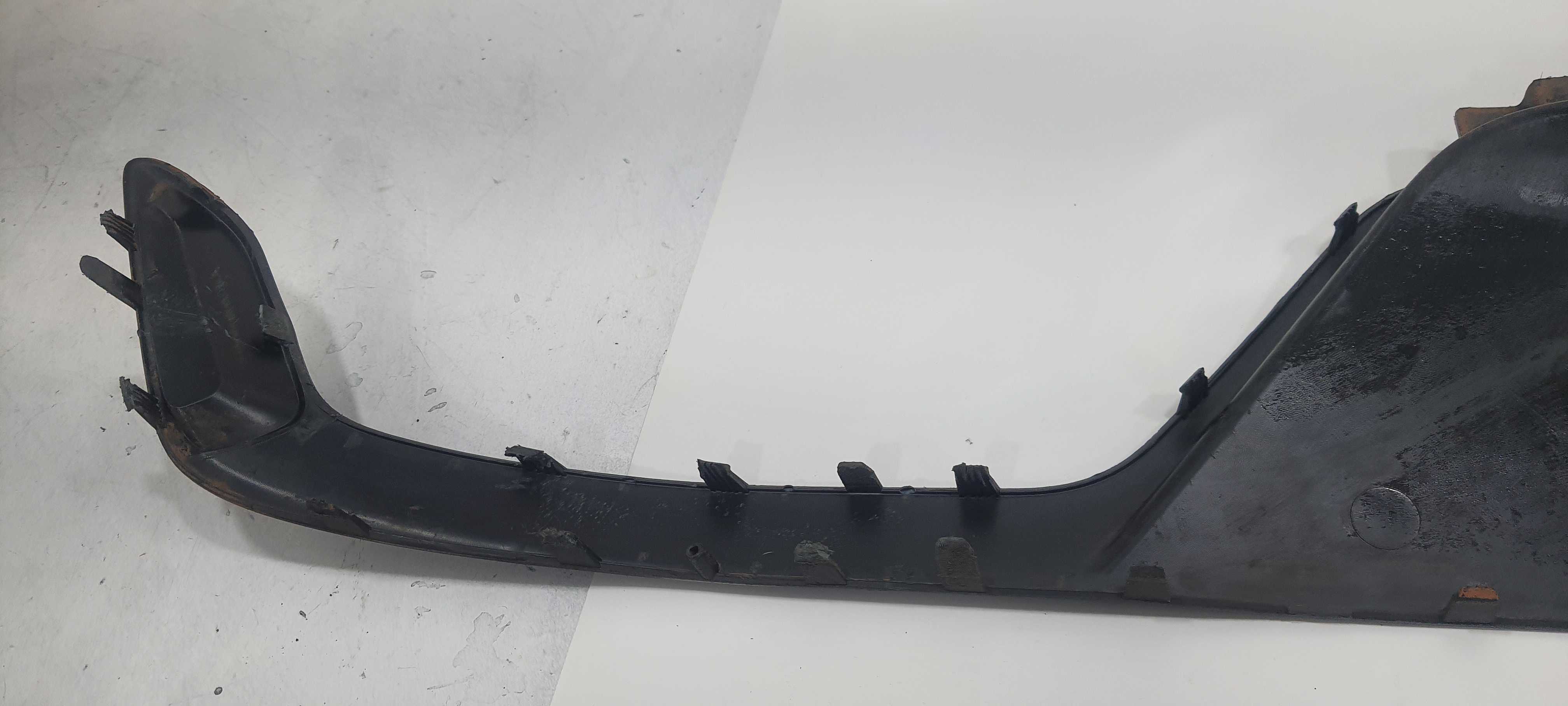 Aplique Parachoque Tras Ford Ka Hatch 1.0 2020 J7bb17k922lbw Preto 3