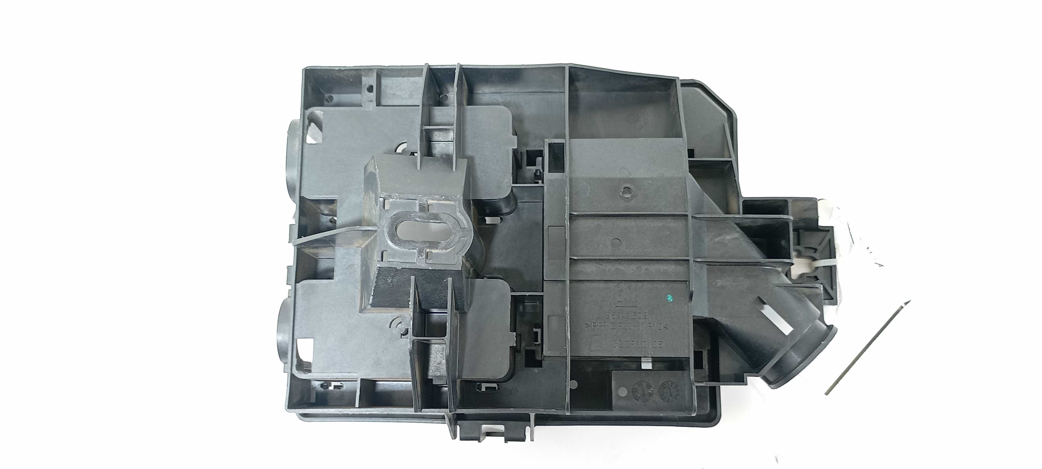 Base Caixa Fusível Gm Onix Active 1.4 2018 95941608 8