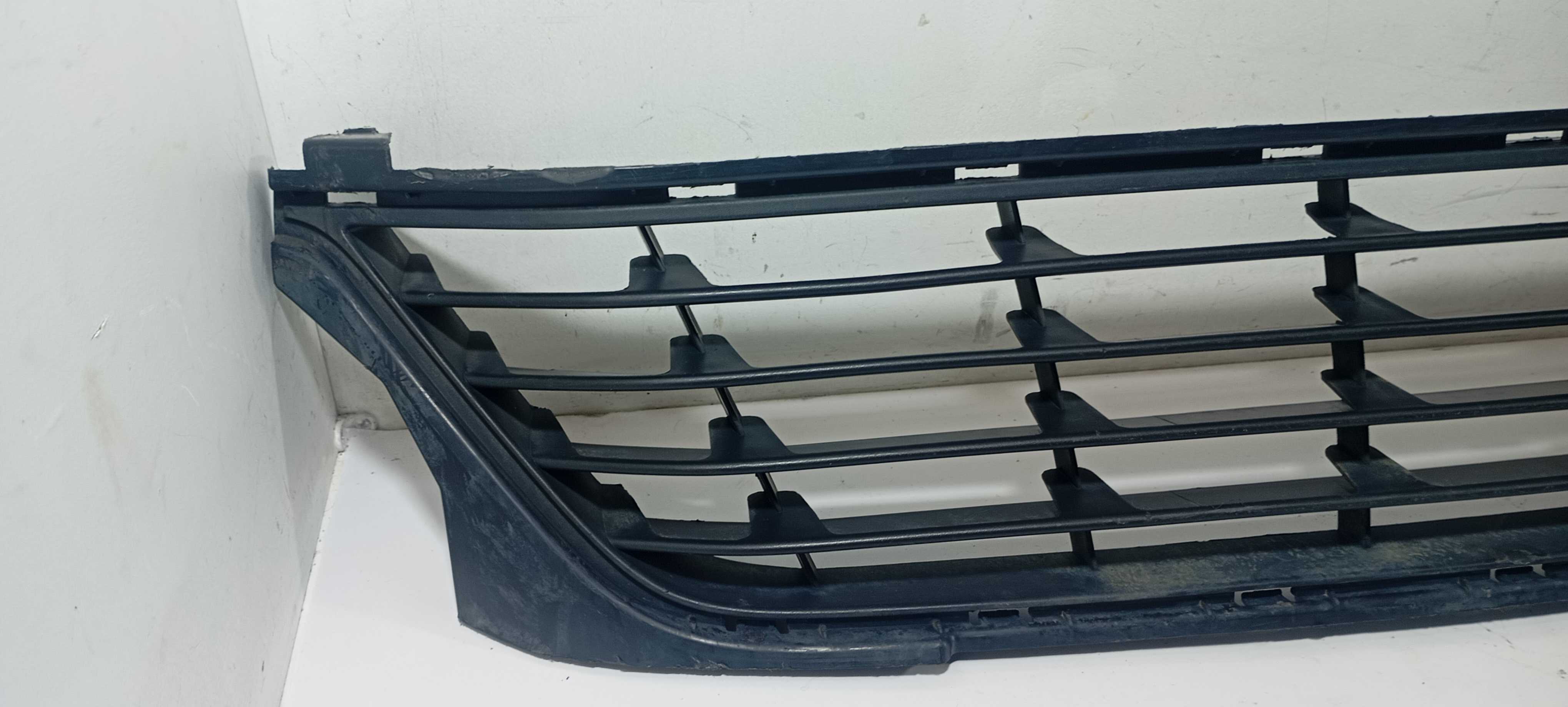 Grade Inferior Parachoque Renault Logan 1.0 2020 622542315r Preto 1 3