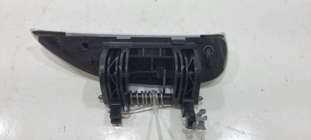 Maçaneta Externa Traseira Esq Renault Sandero 2020 A3784 Branco 4