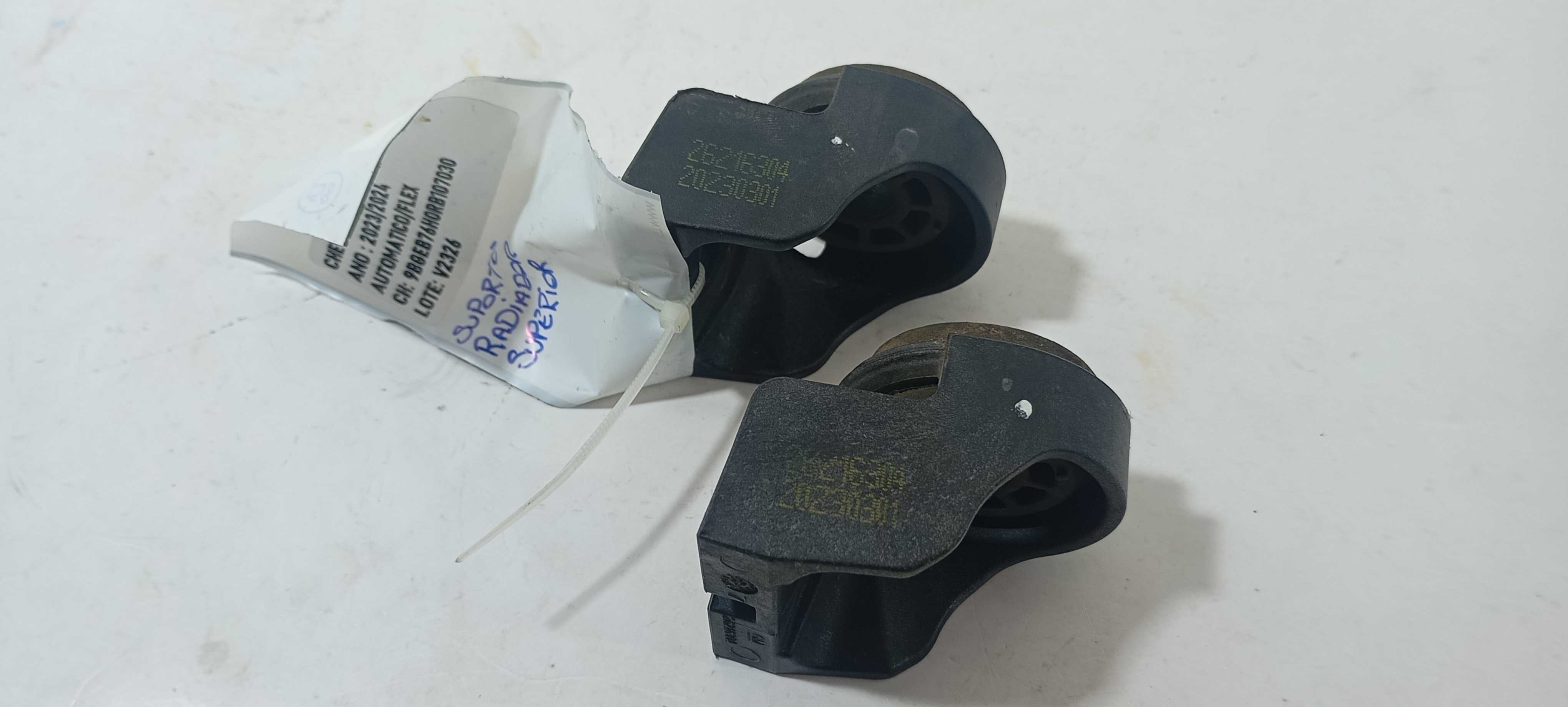 Suportes Radiador Superior Gm Tracker Lt 2024 26216304 1