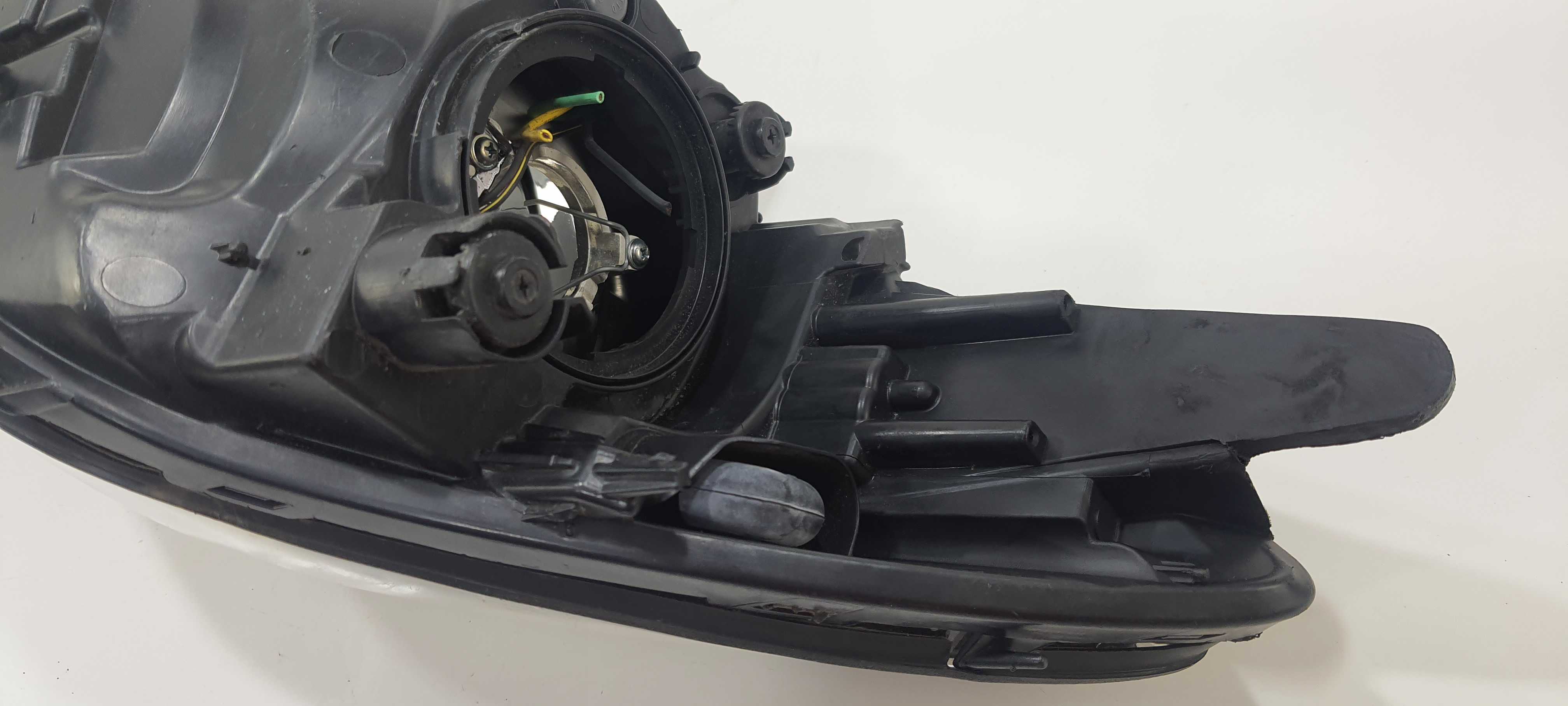 Farol Direito Recuperado Kia Picanto Ex 1.0 2012 921021y0 Direito/passageiro 7