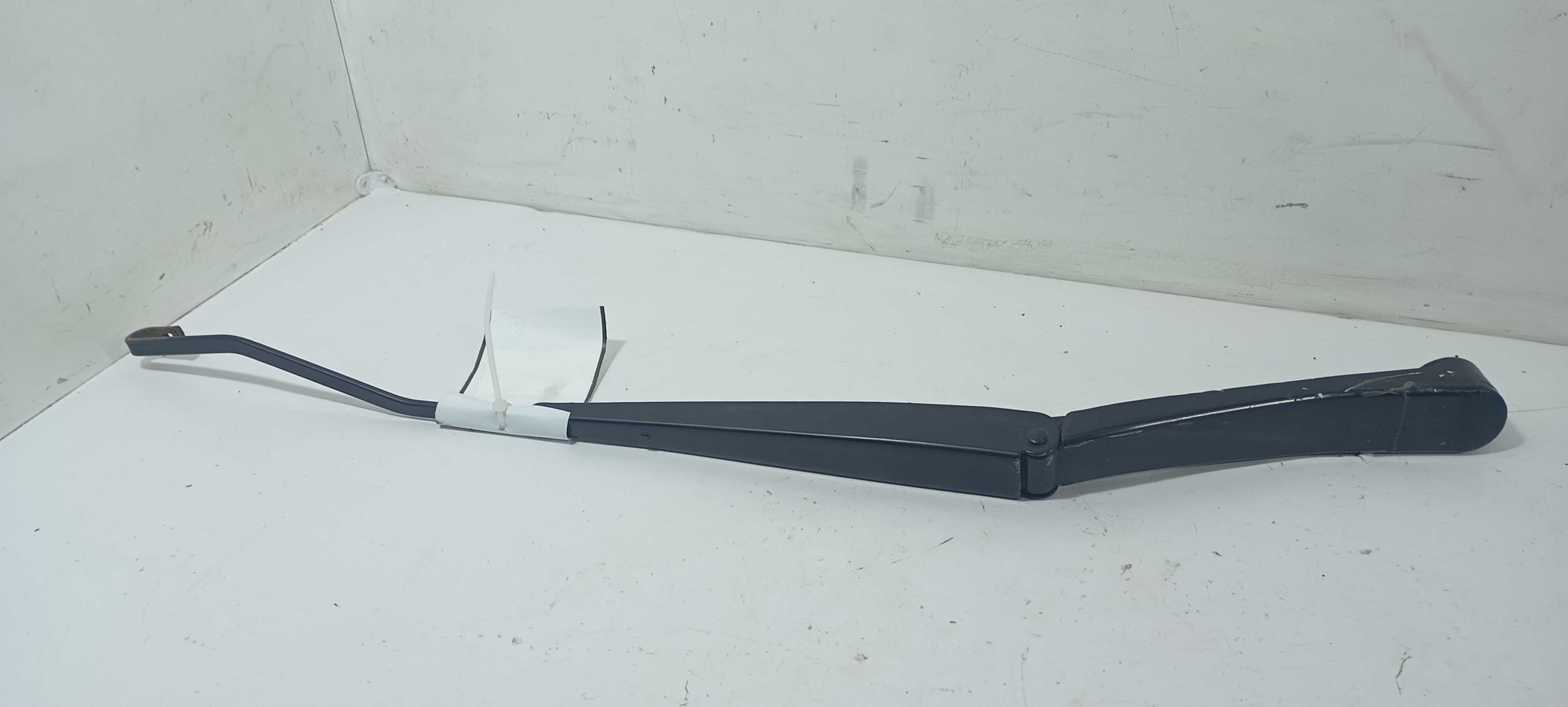 Braço Limpador Esquerdo Nissan March 1.0 2019 1315e40ld Esquerdo 4