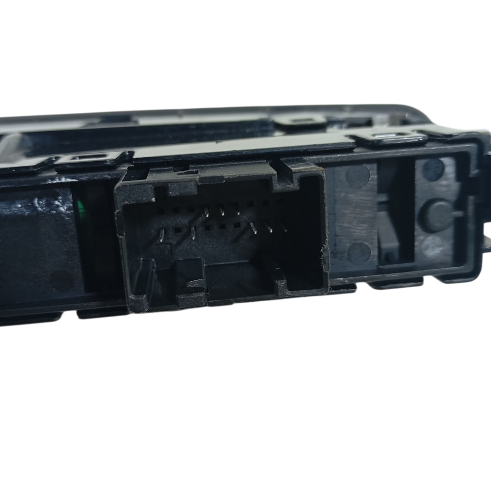 Botão Alerta Pisca Argo Drive 1.0 2023 100248255 Preto 2