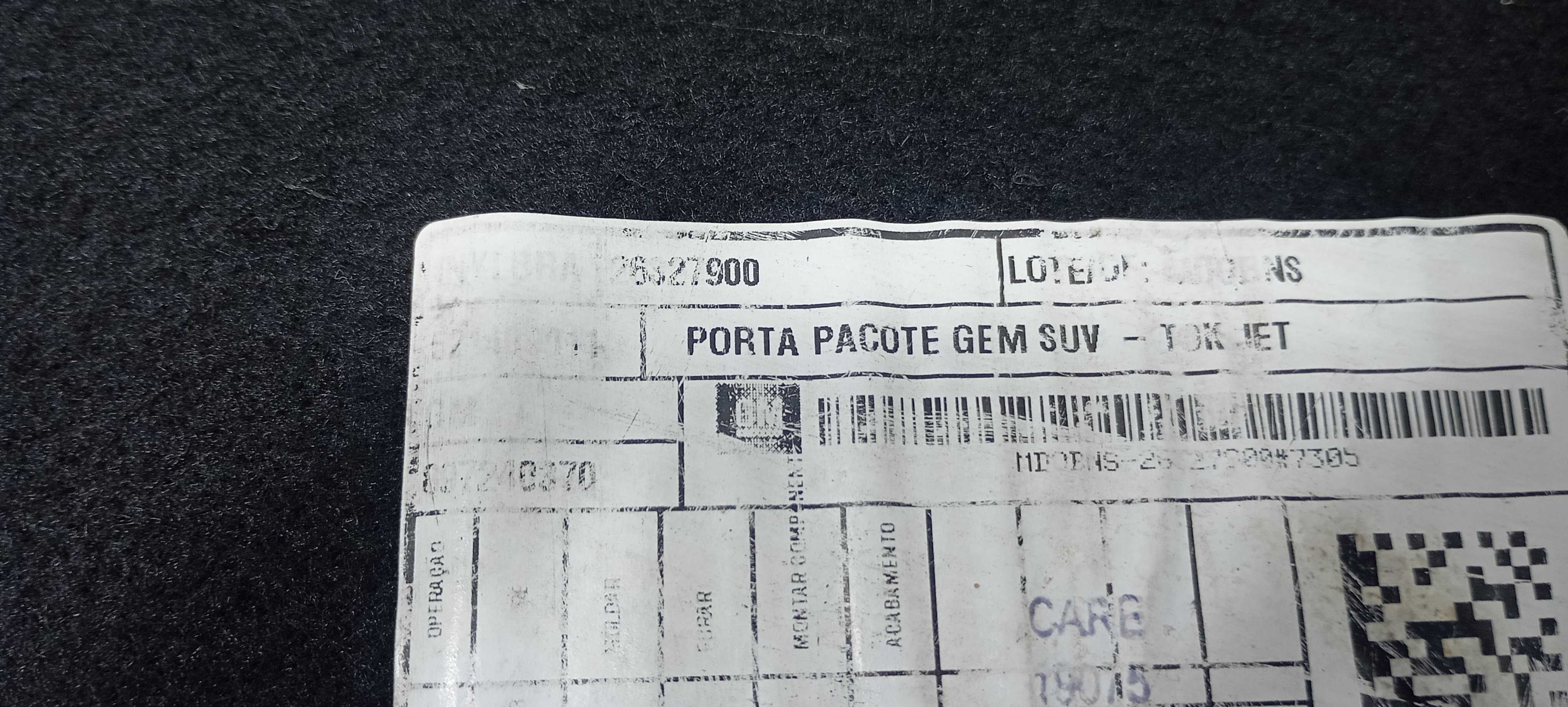 Tampão Bagagito Gm Tracker Lt 2024 26327900 Preto 7
