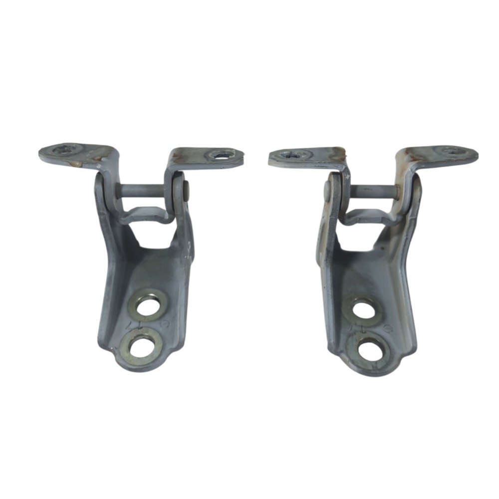 Dobradiça Porta Dianteira Esquerda Kicks 2022 824215rb0a 2