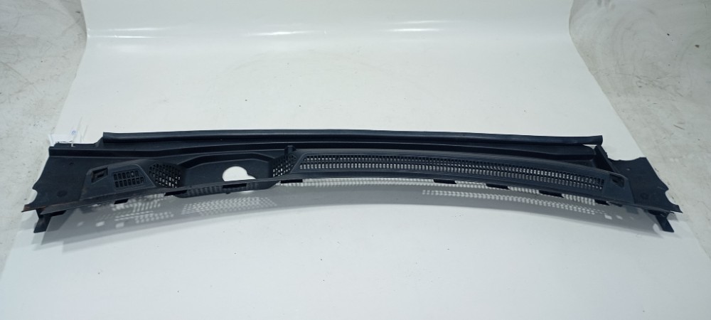 Churrasqueira Renault Kwid 2021 668118617r Detalhe Preto 1