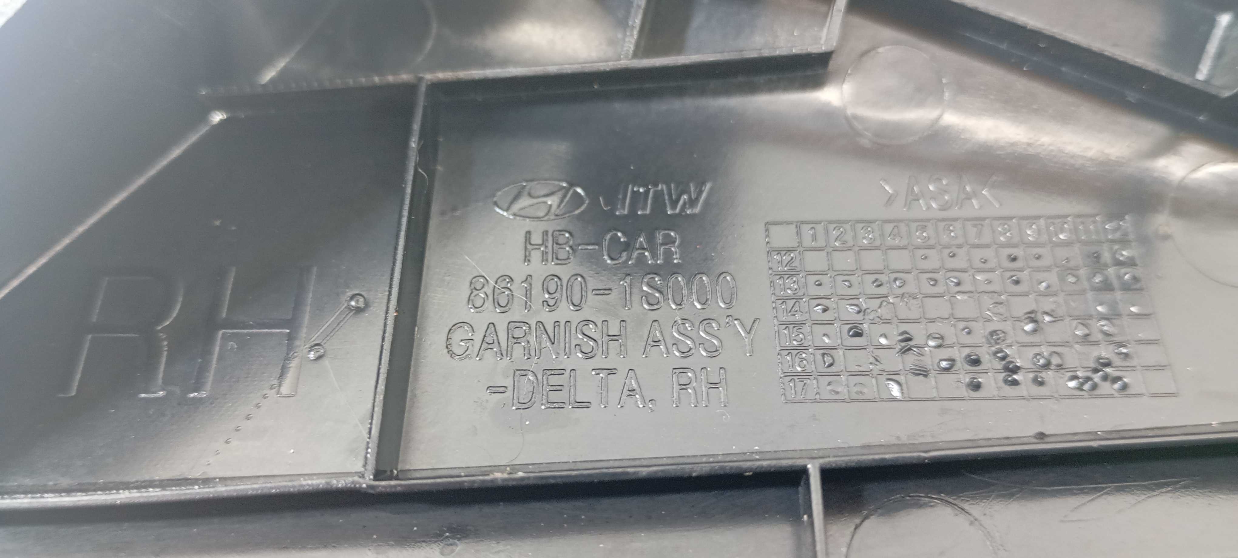 Acabamento Direito Retrovisor Hb20s 1.0 2019 861901s000 Preto 4