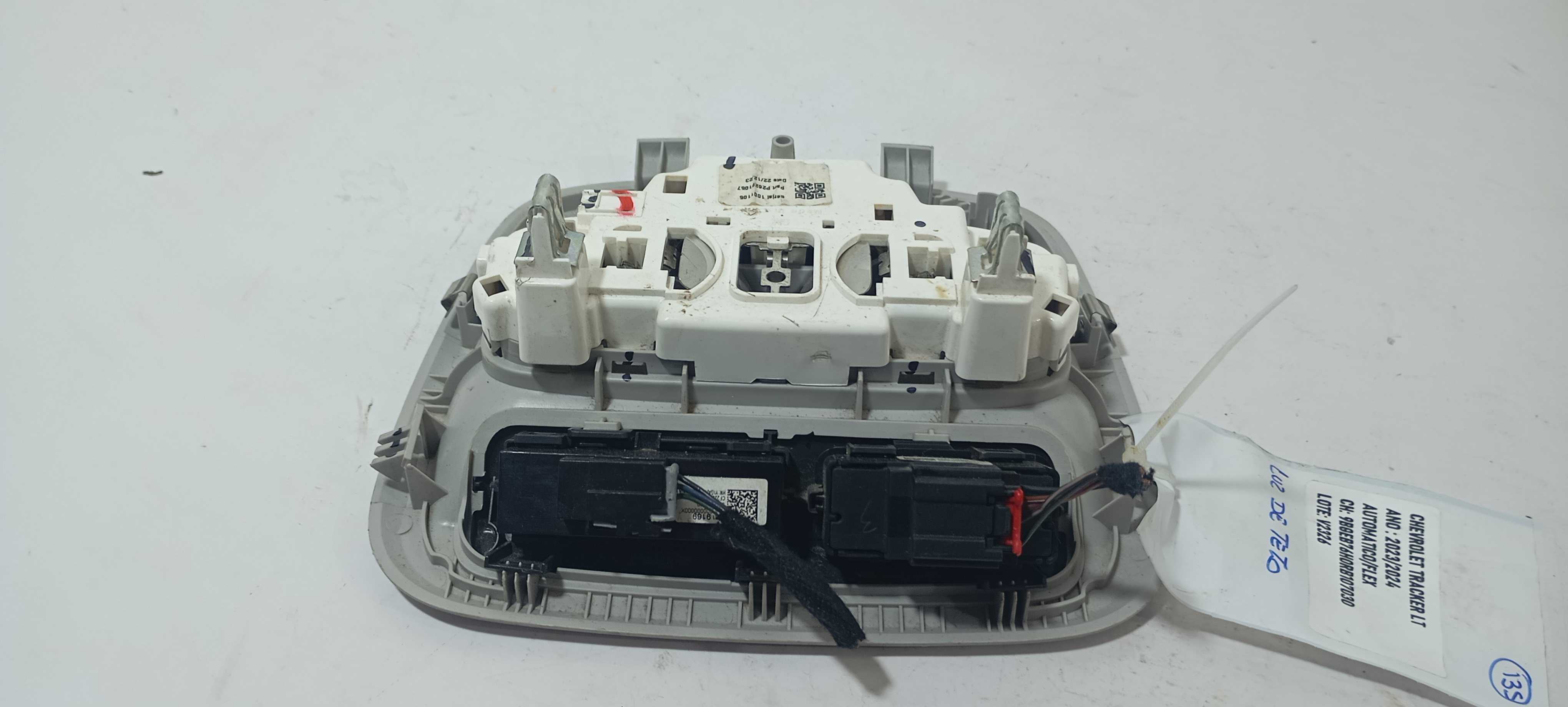 Luz De Teto Gm Tracker Lt 2024 P26291057 4