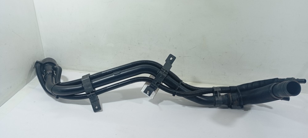 Gargalo Tanque Kia Sorento Ex 2.4 310302p000 Preto 1