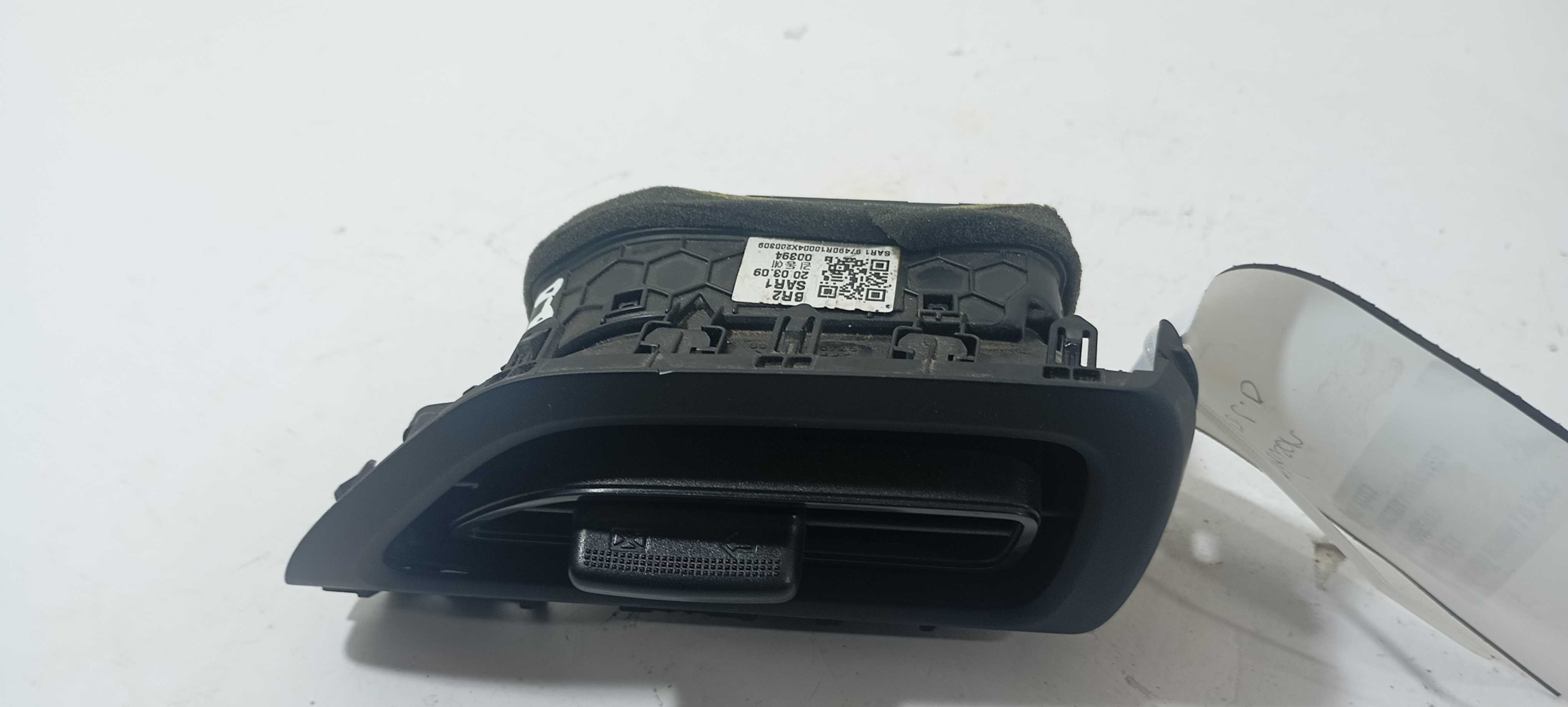 Difusor Ar Direito Hyundai Hb20 Vision 1.0 2021 97490r1000 2