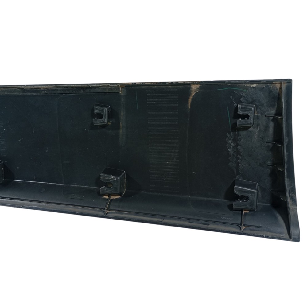 Moldura Porta Dianteira Direita Gm Tracker Lt 2018 95275366 Preto 6