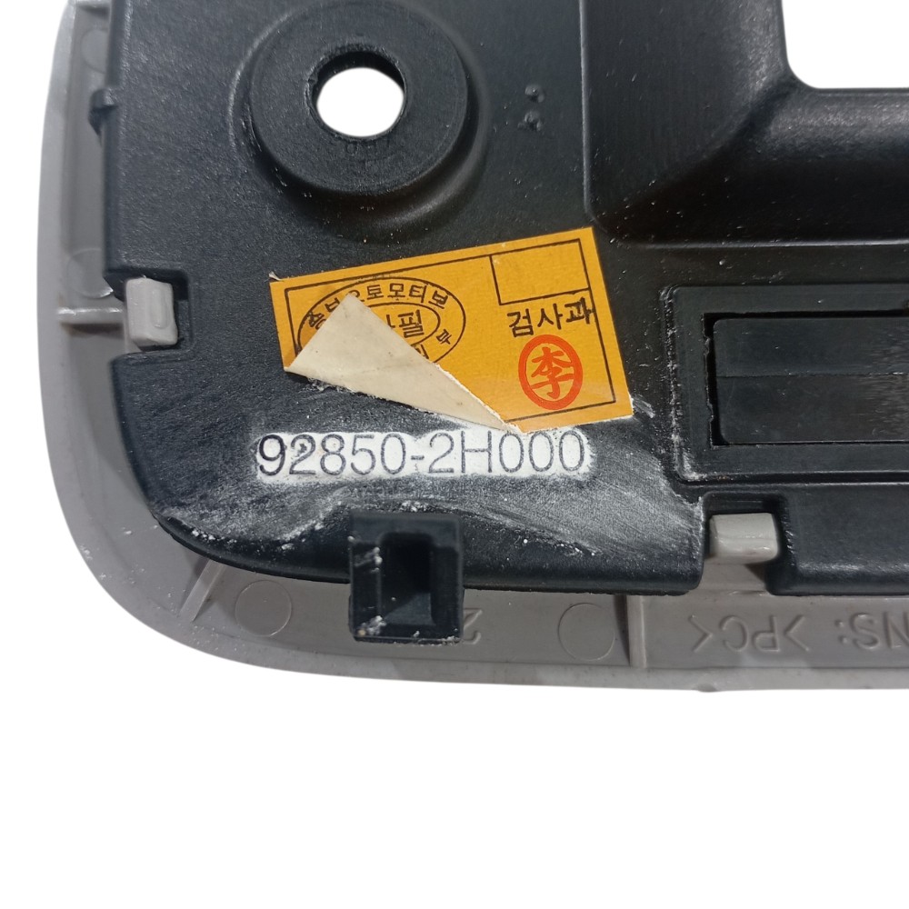 Luz Teto Traseira I30 2.0 2011 928502h000 6