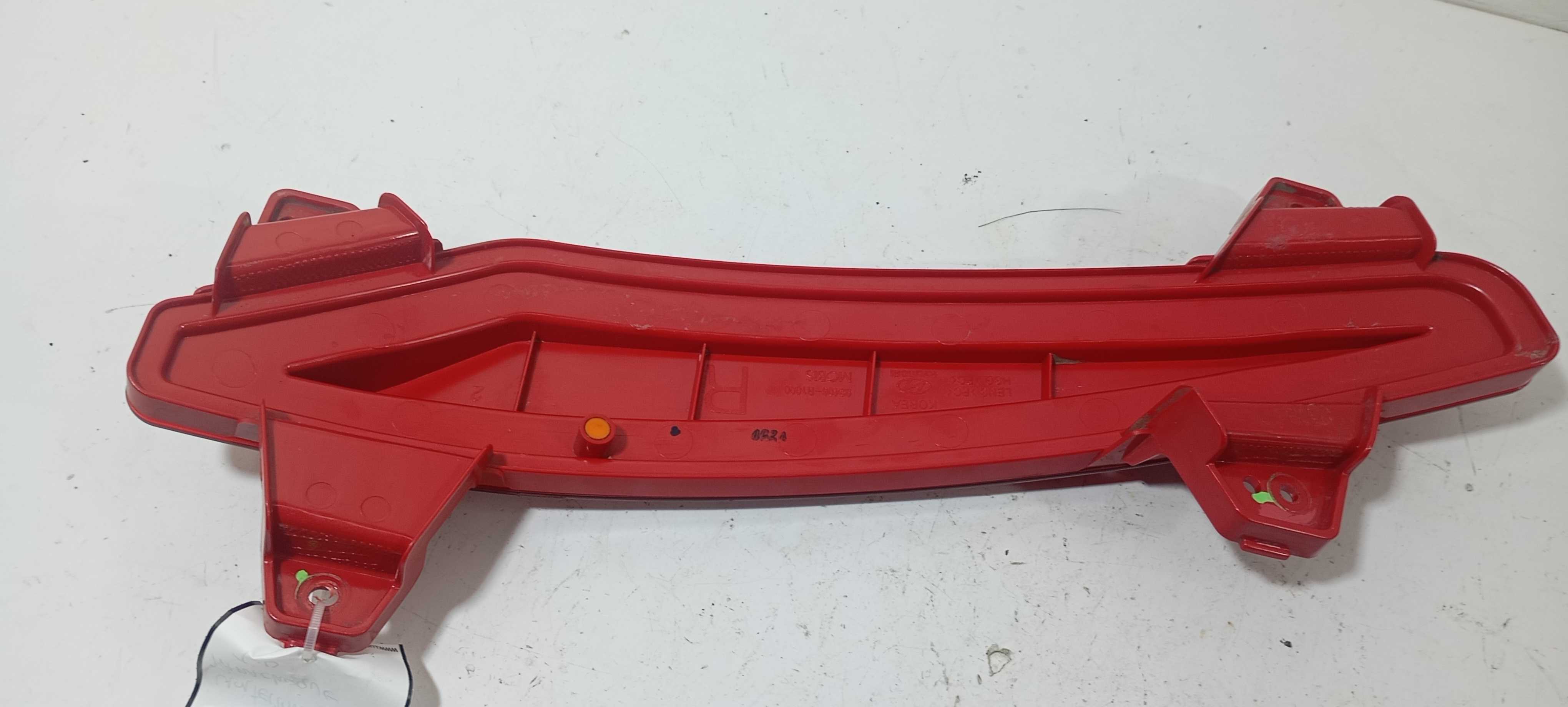 Refletor Traseiro Direito Parachoque Hb20 1.0 2021 92406r100 Vermelho 2