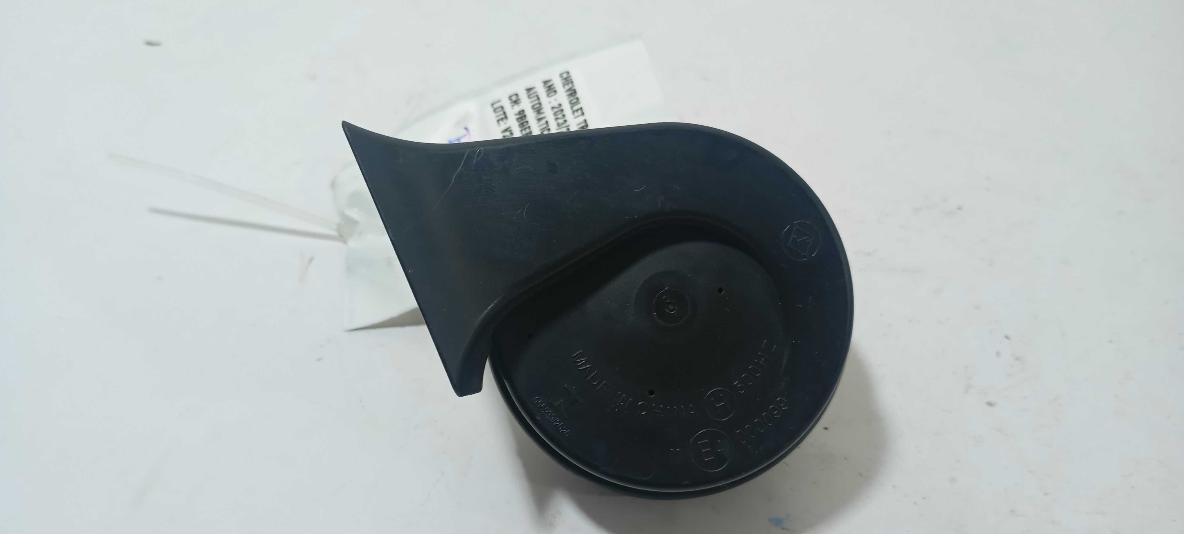 Buzina Caracol Gm Tracker Lt 2024 E4000099 1