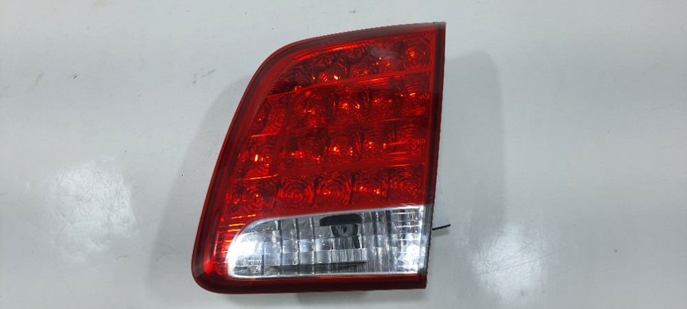Lanterna Tampa Traseira Direita Kia Sorento 2012 924062p1 Direito/passageiro Vermelho 6