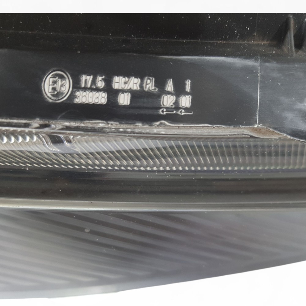 Farol Direito Nissan Kicks Advance 2022e133603081 Direito/passageiro 4