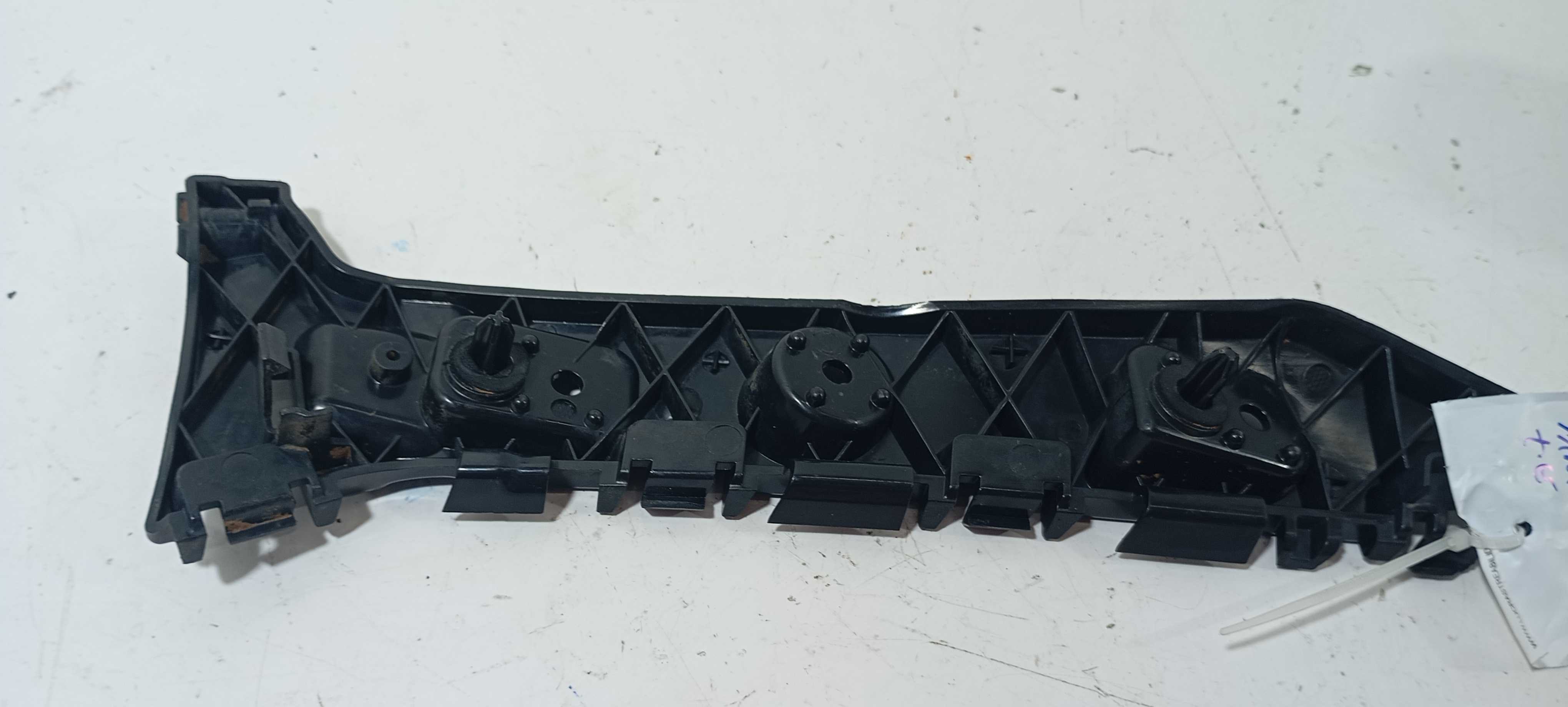Guia Parachoque Traseiro Esquerdo Ford Ka 2020 J7bbf17a882 2