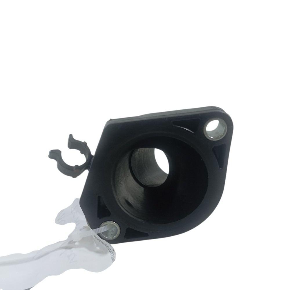Flange Dágua Nissan Kicks 1.6 2017 Pa66gf30 5