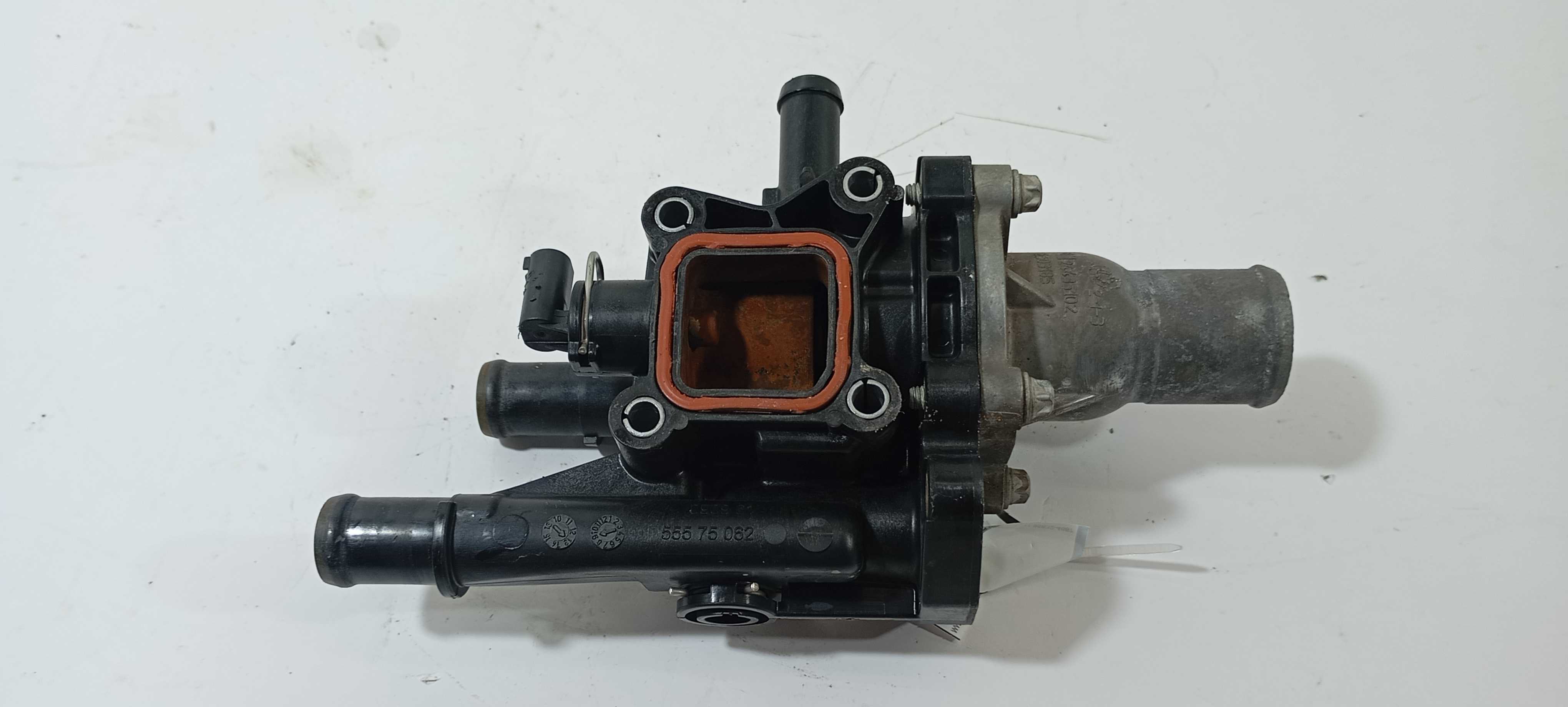 Flange Válvula Termostática Cruze Sedan 1.8 2014 24435102 4