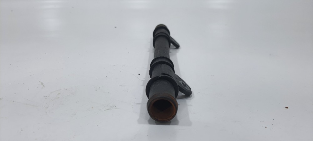 Tubo Agua Superior Chevrolet Prisma 1.4 Ano 2019 Pa66gf25 3