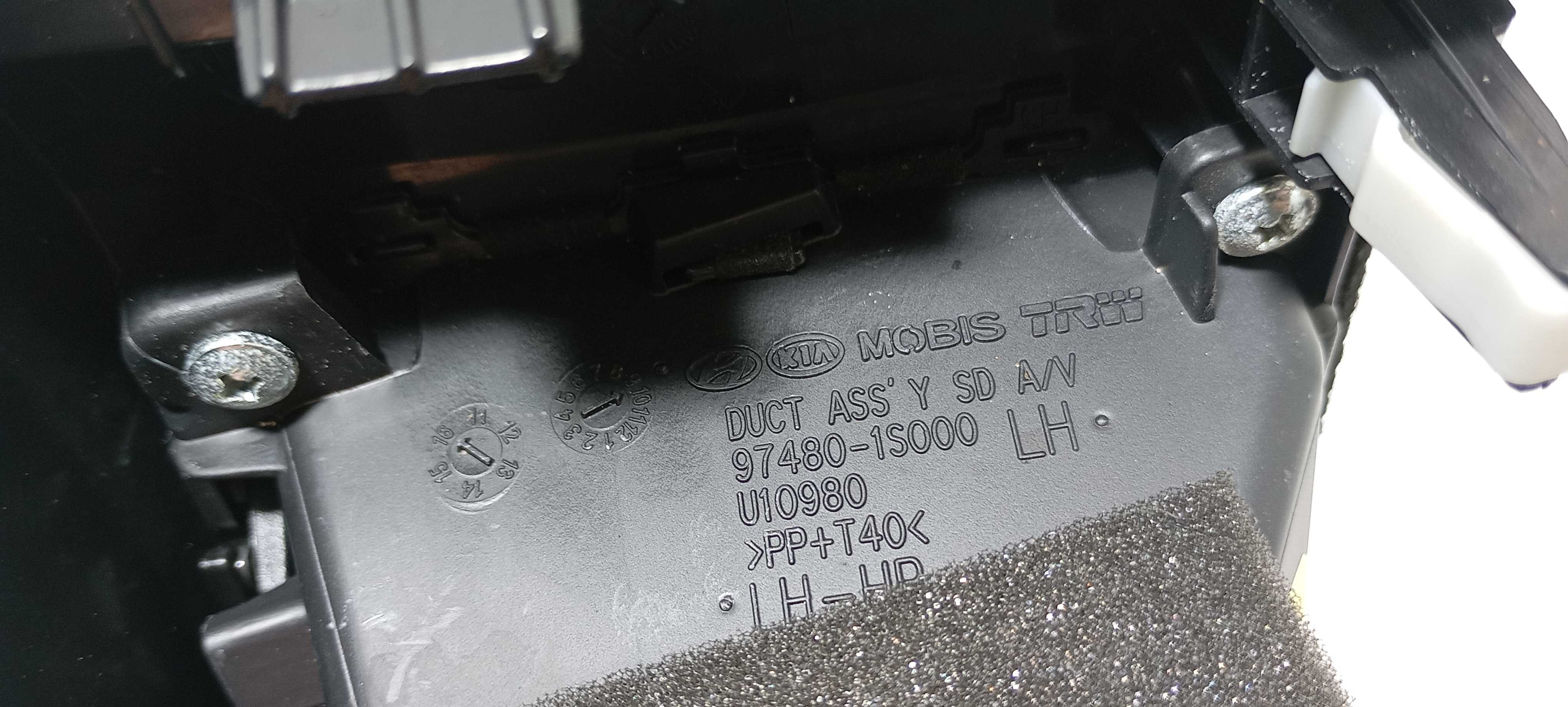Difusor Ar Esquerdo  Hb20x Premium 1.6 2018 974801s000 10