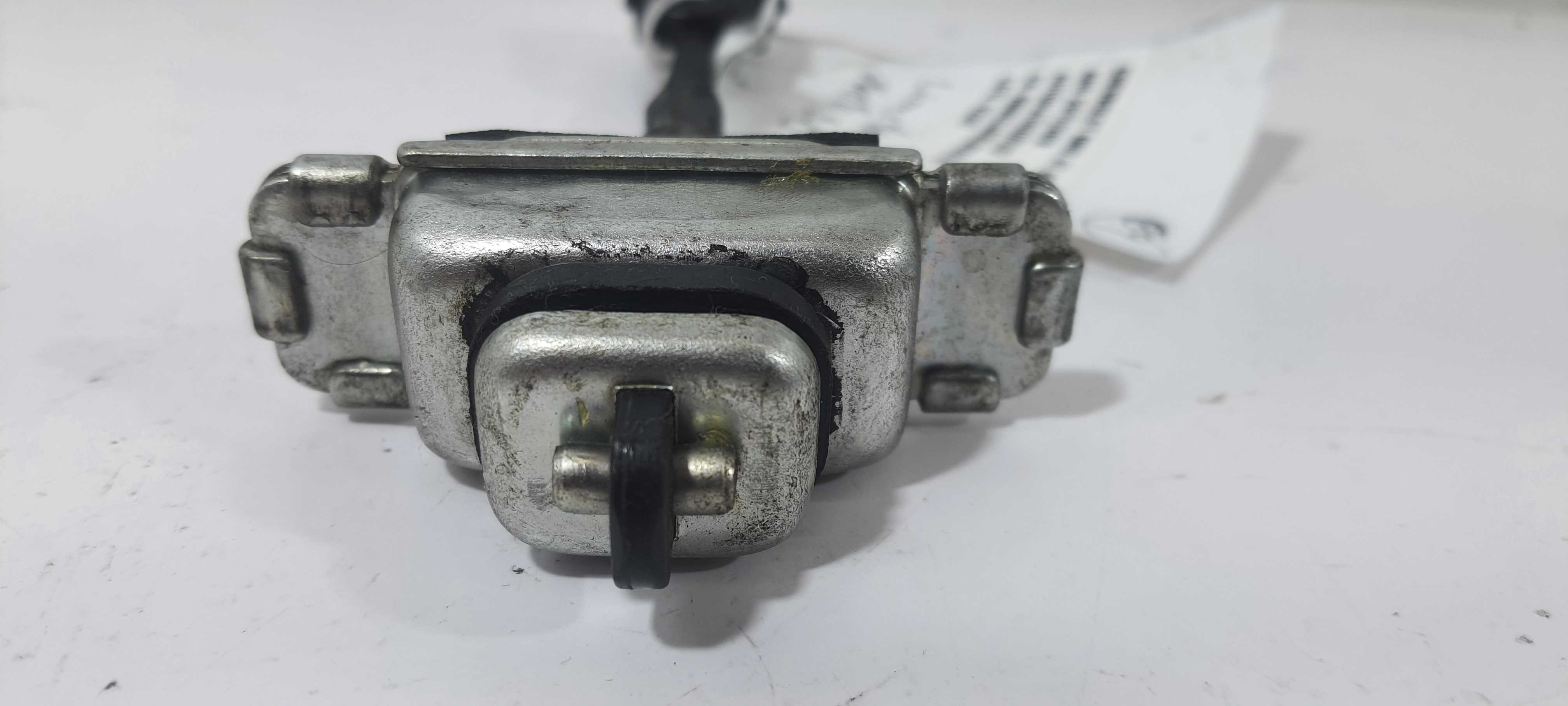 Limitador Porta Dianteiro D. Gm Onix Activ 1.4 18 52158971 6