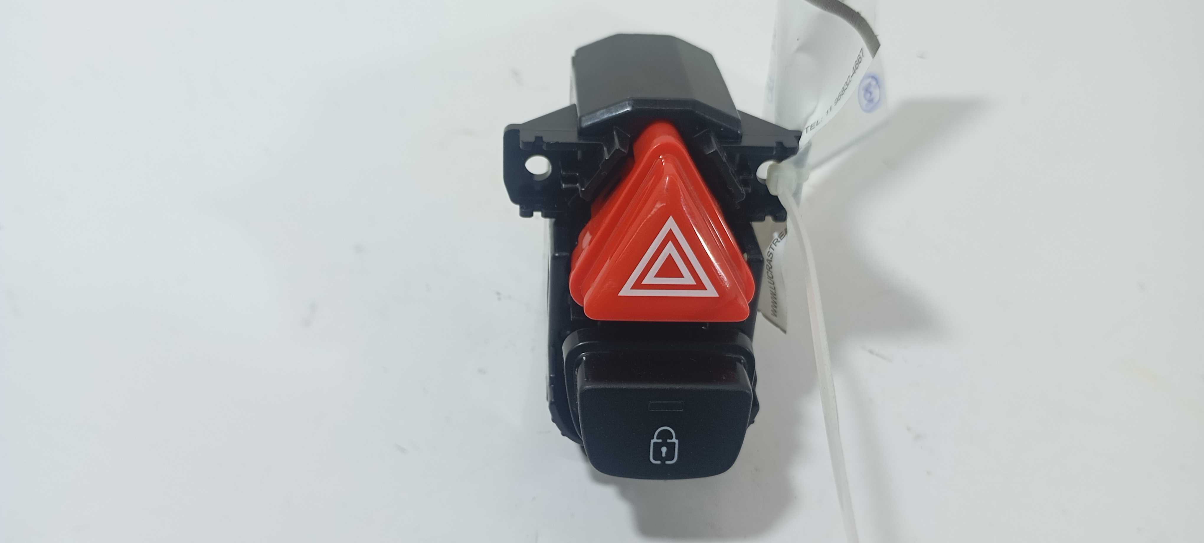 Botão Pisca Alerta Hb20 Comfort 2023 93790r1000 Preto 1