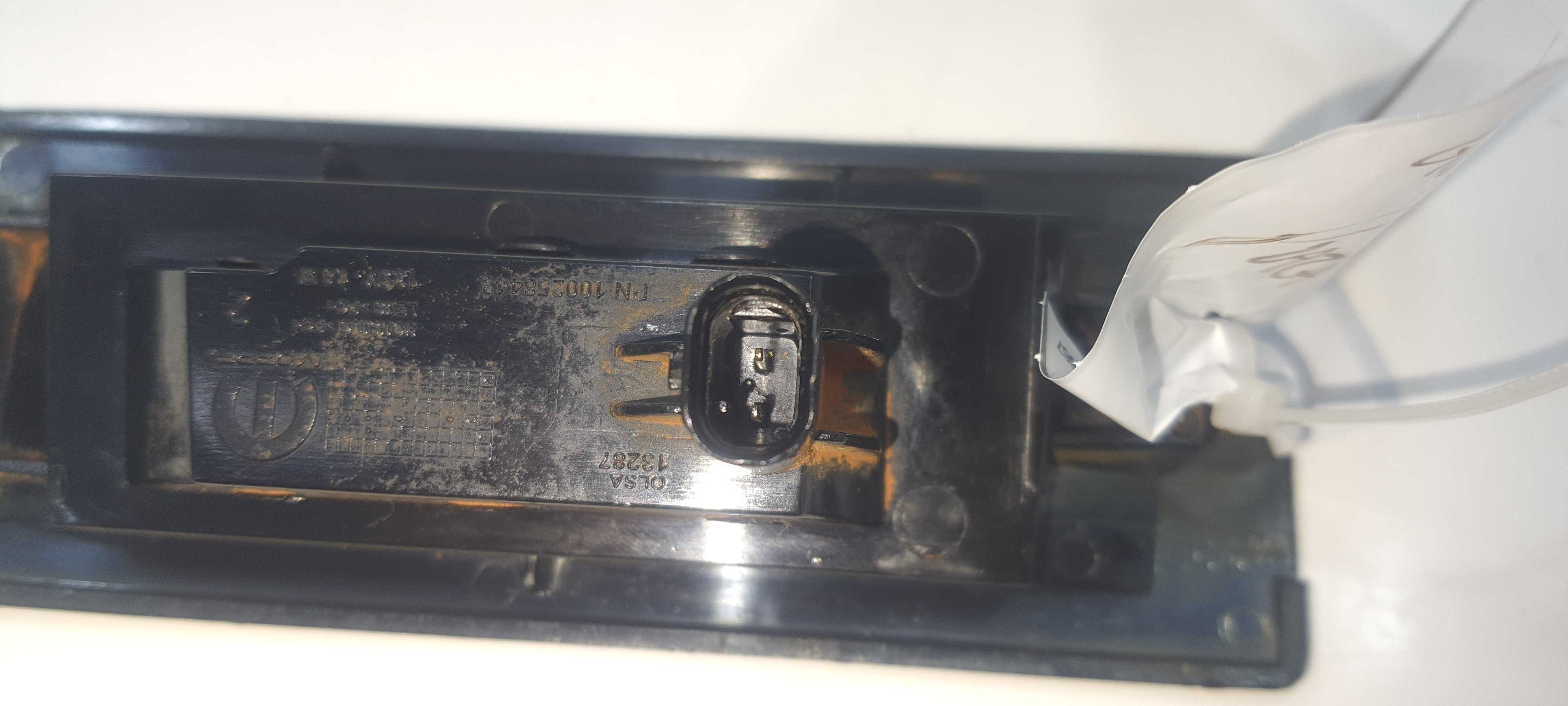 Lanterna De Placa Fiat Strada Freedom 1.3 2021 V2298 4