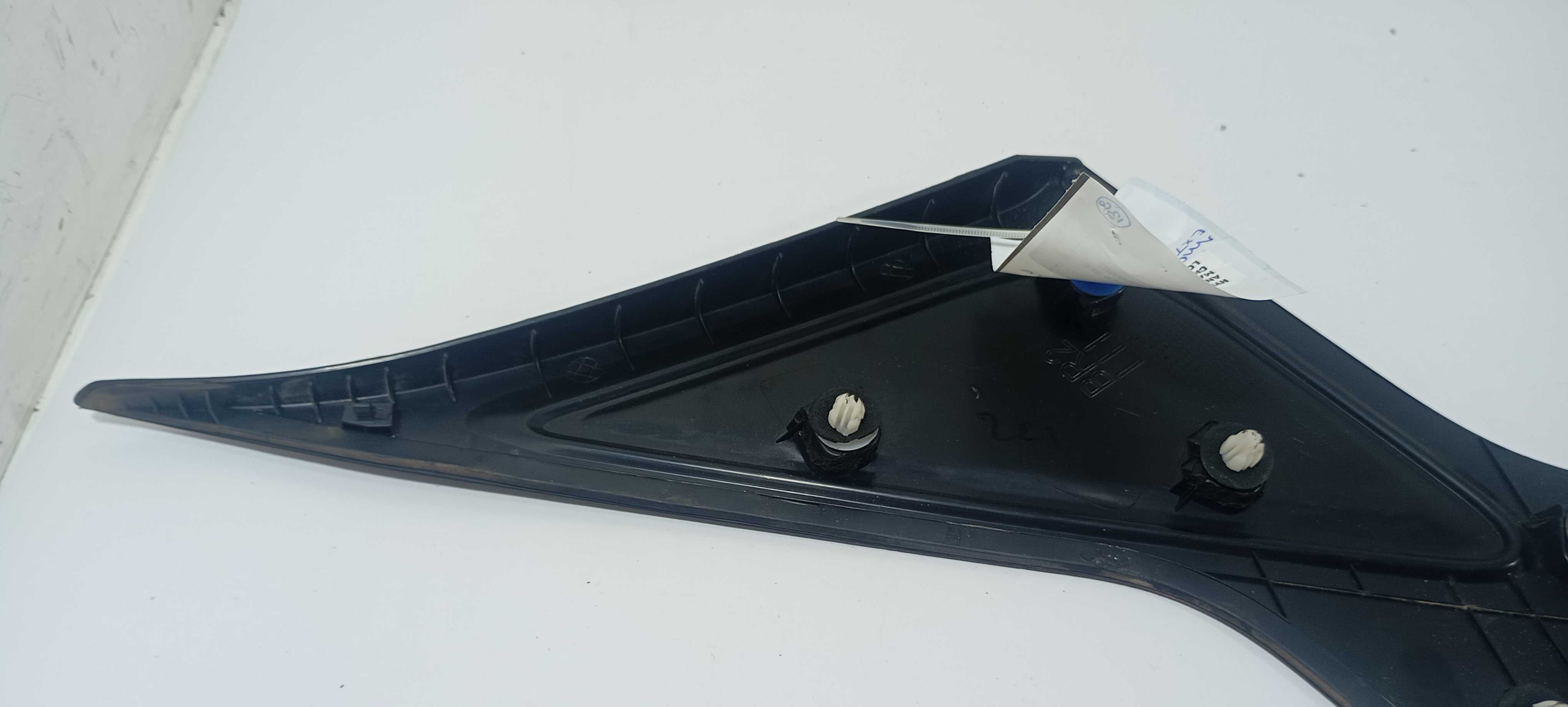 Moldura Externa Porta Traseira Esquerda Hb20 2023 87830r1500 Preto 5