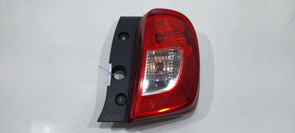 Lanterna Traseira Direita Nissan March 2019 22537506 Direito/passageiro Vermelho 5