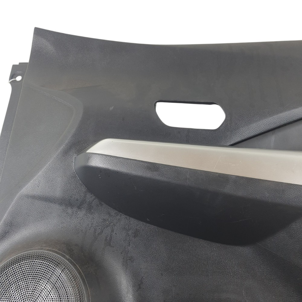 Forro Porta Dianteira Direita Nissan Kicks 2022 80900-5ra0a Preto 4