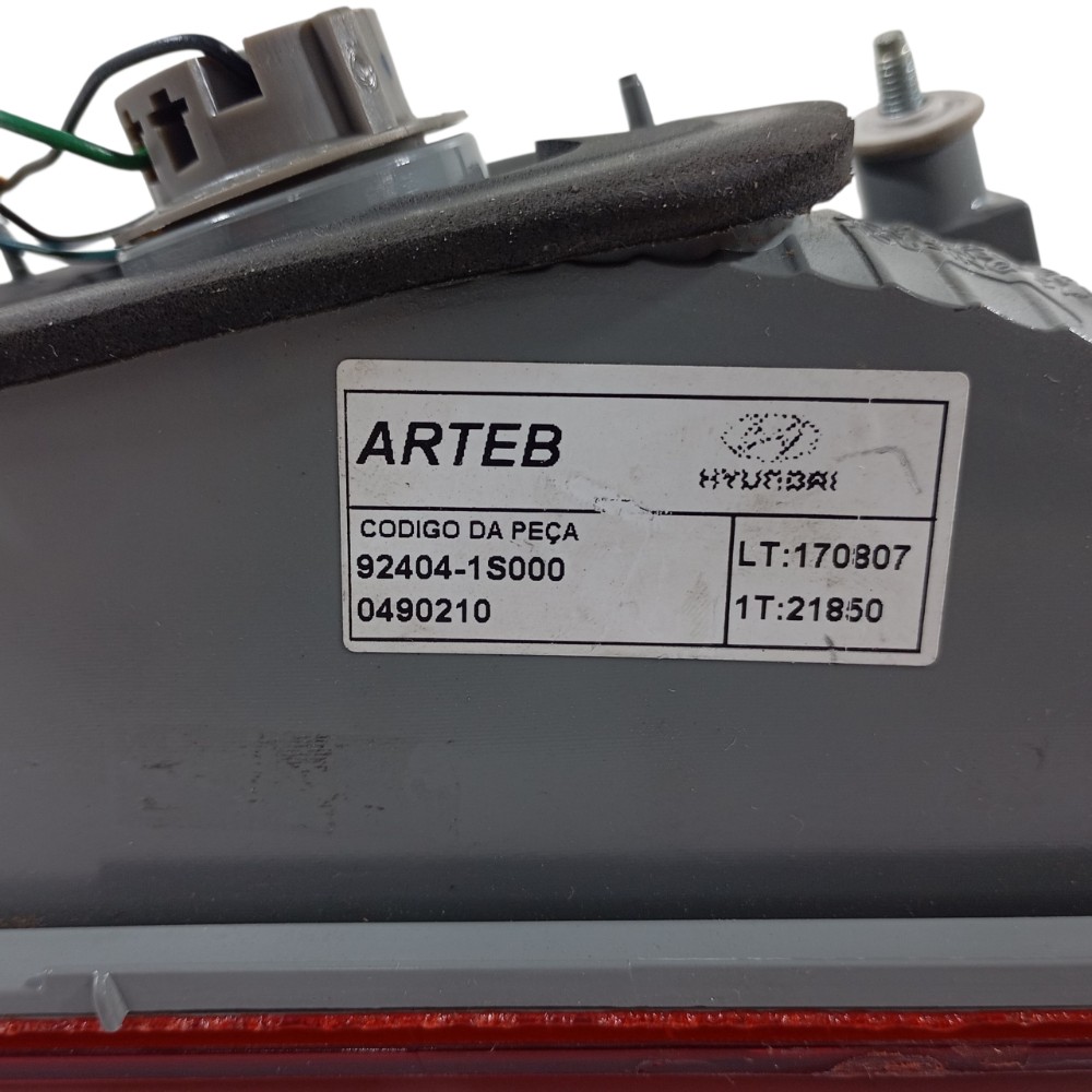 Lanterna Tampa Traseira Direita Hb20 2015 Hatch 924041s000 Direito/passageiro Vermelha 7