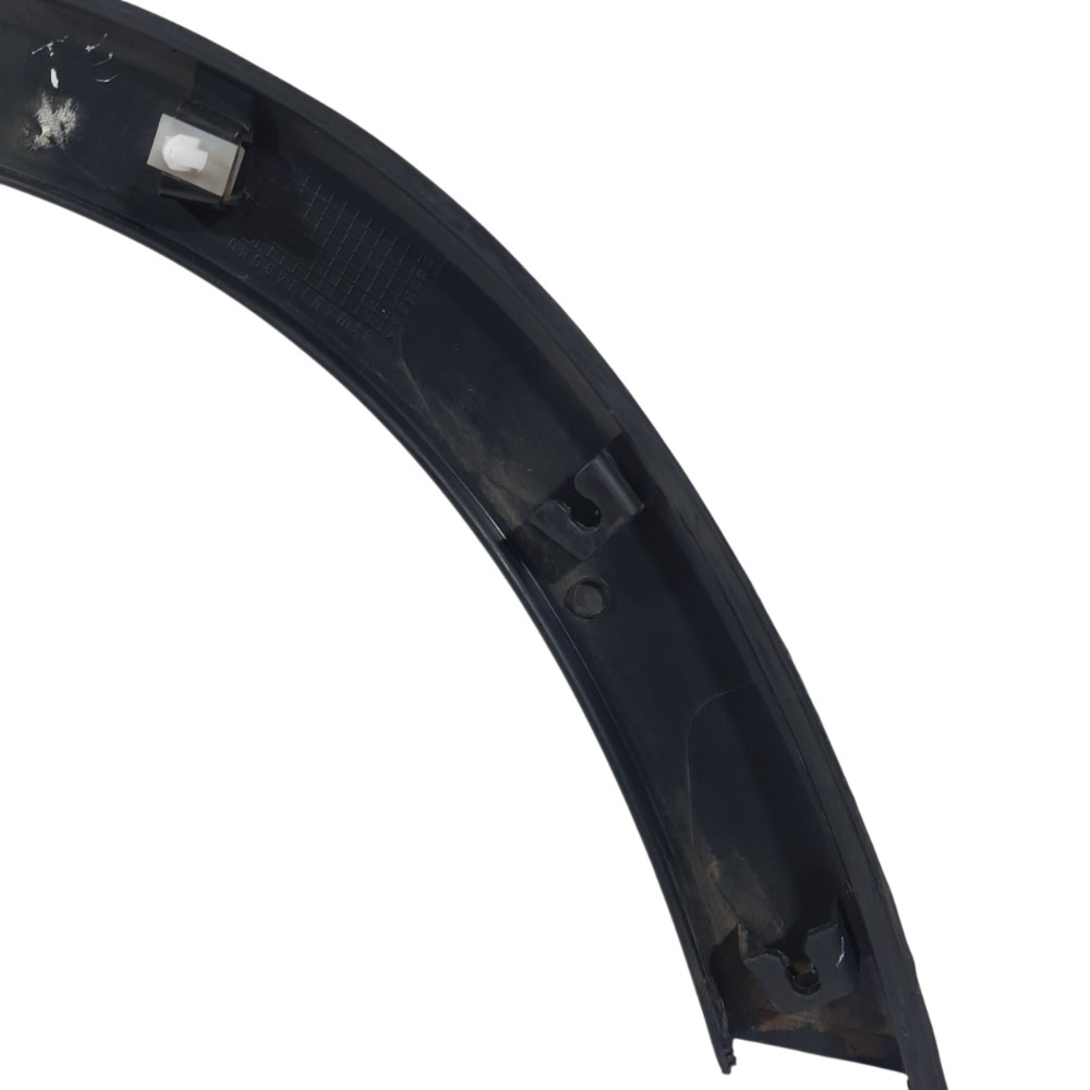 Moldura Roda Traseira Esquerda Gm Tracker Lt 2018 95298241 Preto 5