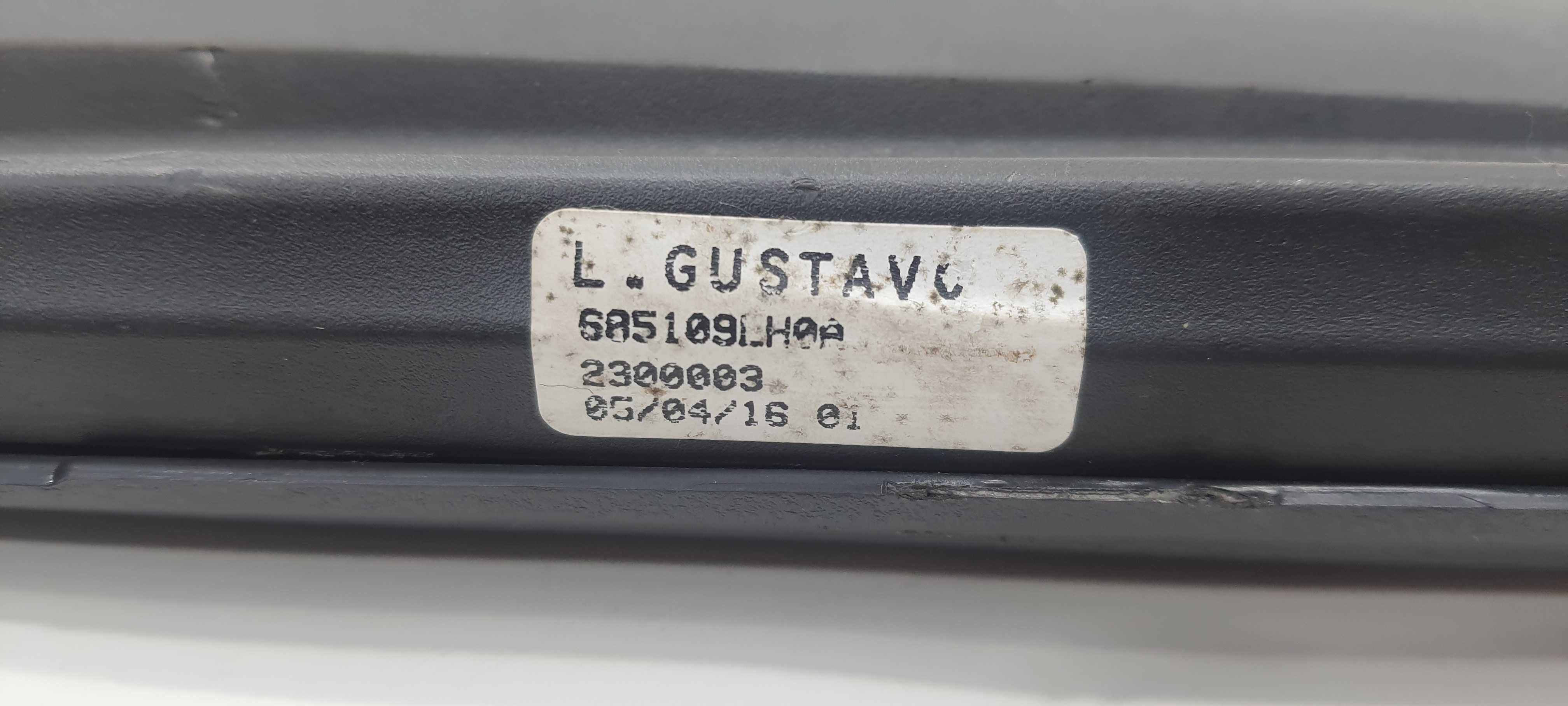 Tampa Porta Luvas Nissan March Sv 1.0 2016 605109lh0a 3