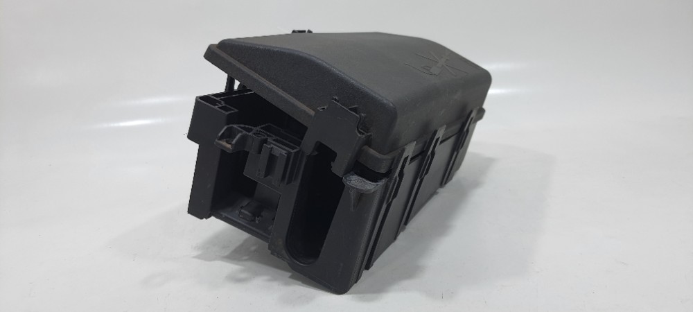 Caixa Fusíveis Oca Chevrolet Cruze Sedan 2014 9596345904 5