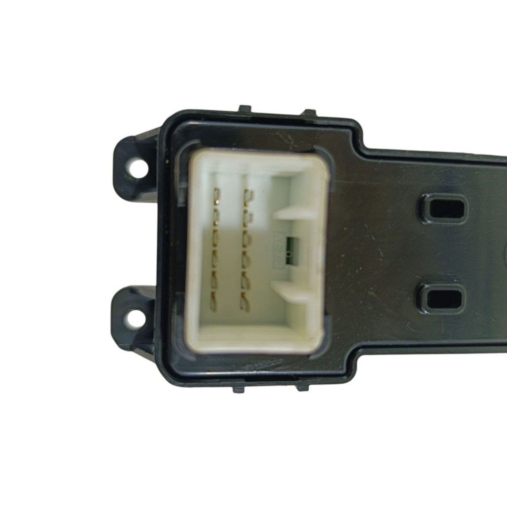 Botao vidro traseiro esquerdo tucson gls 1.6 2019 93580D3031 8