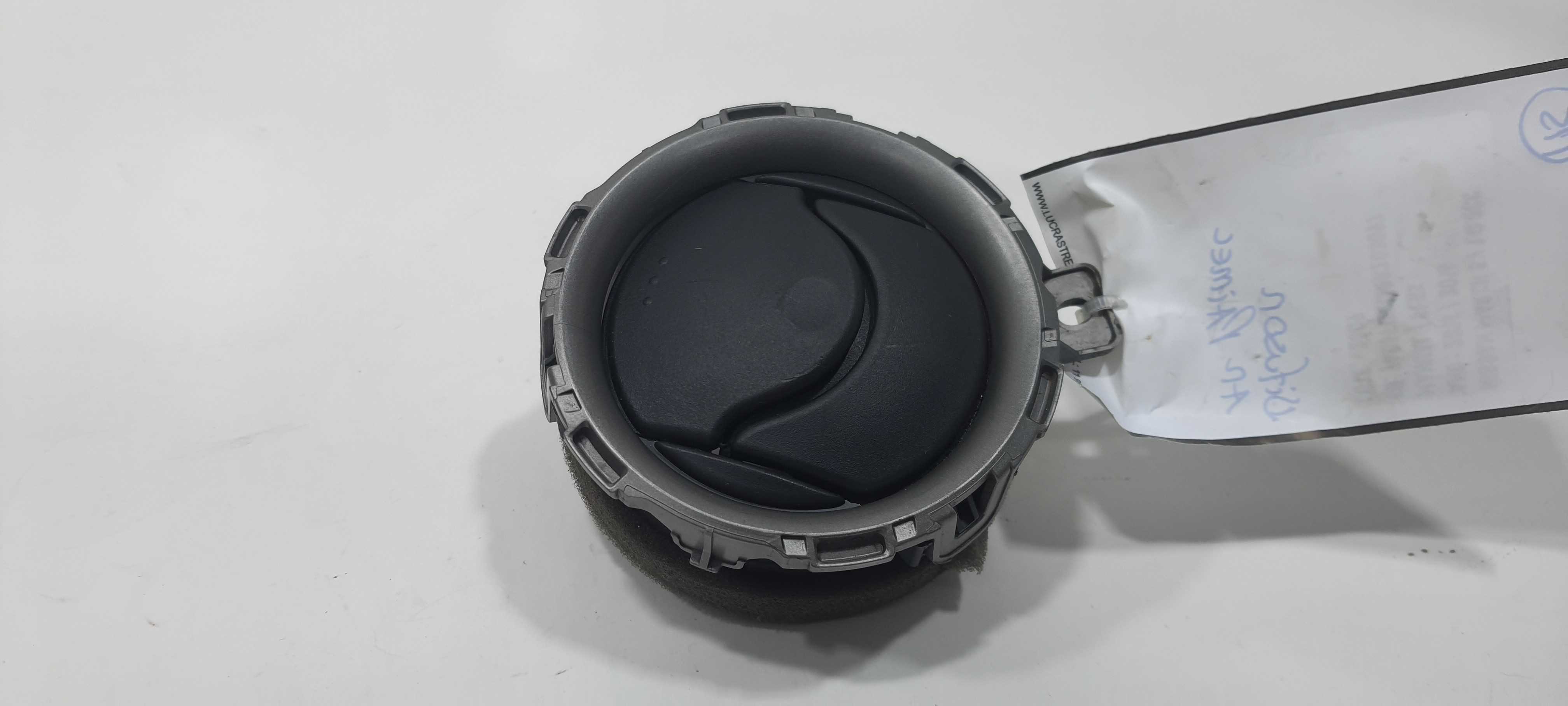 Difusor De Ar Painel Nissan March Sv 1.0 2016 2300015 4