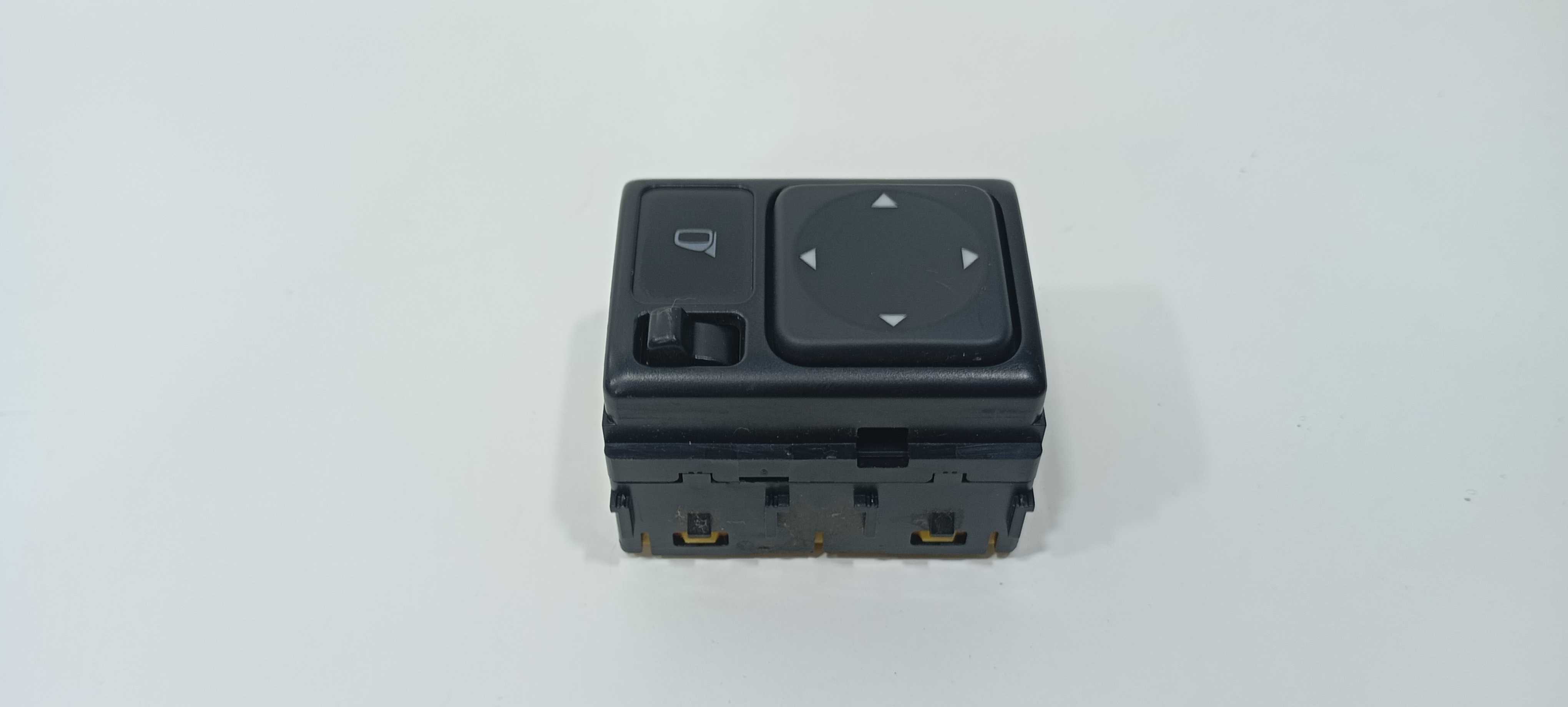 Botão Retrovisor Nissan March Sv 1.0 2016 40709u 2
