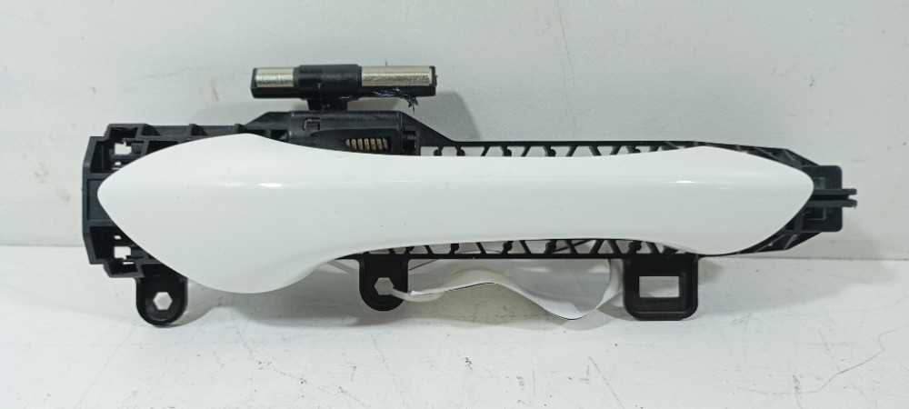 Maçaneta Porta Exter. Tras. D. Gm Onix Sedan Lt 1.0 24 V2303 Branco Traseira 3