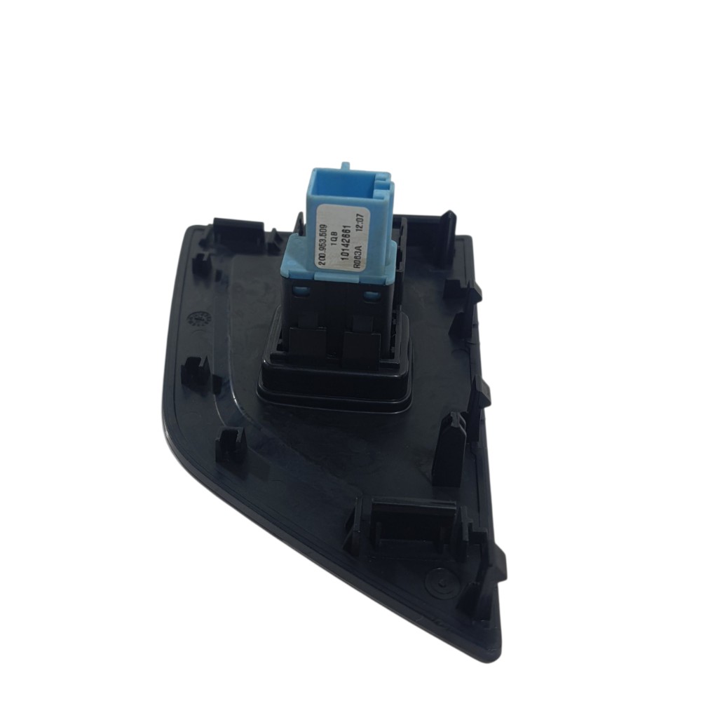 Botão Pisca Alerta Polo Highline 1.0 2024 2g5919234 Preto 2