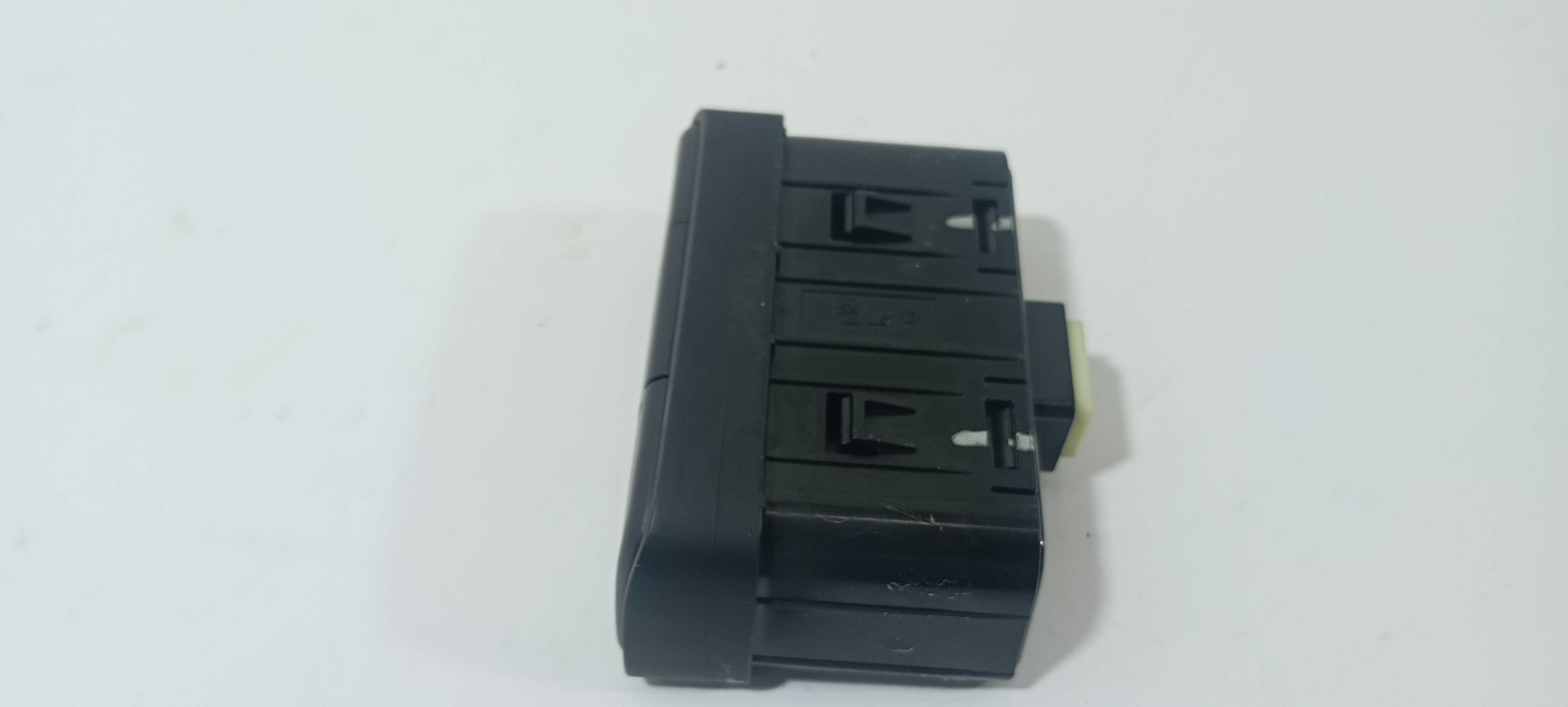 Botão Controle Tração Estabilidada Hb20 2023 93700r1000 4