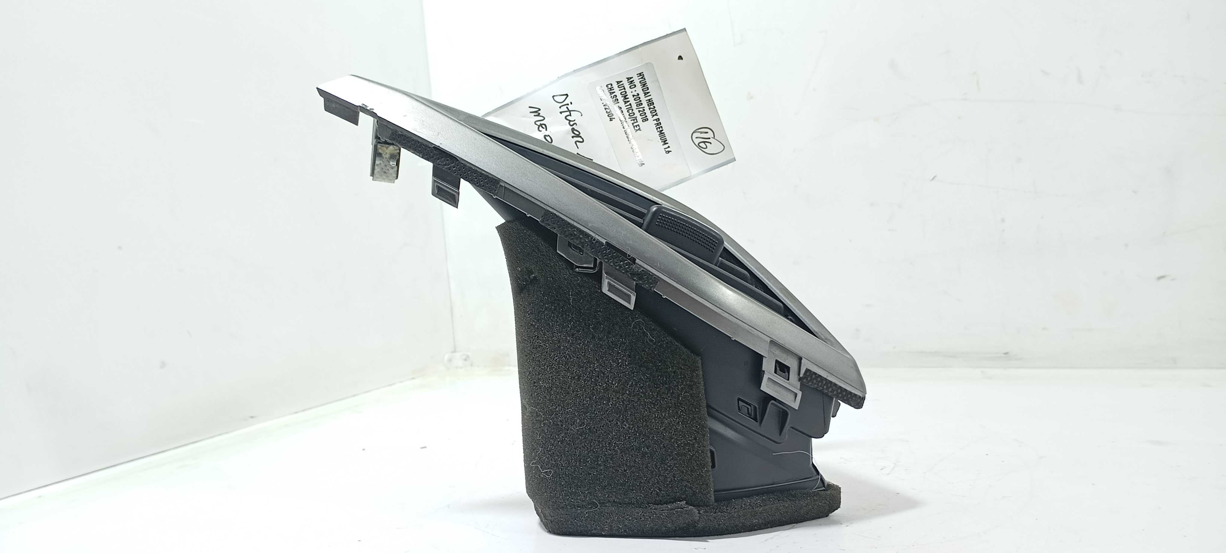Difusor Ar Central Direito Hb20x Premium 1.6 2018 974201s000 6