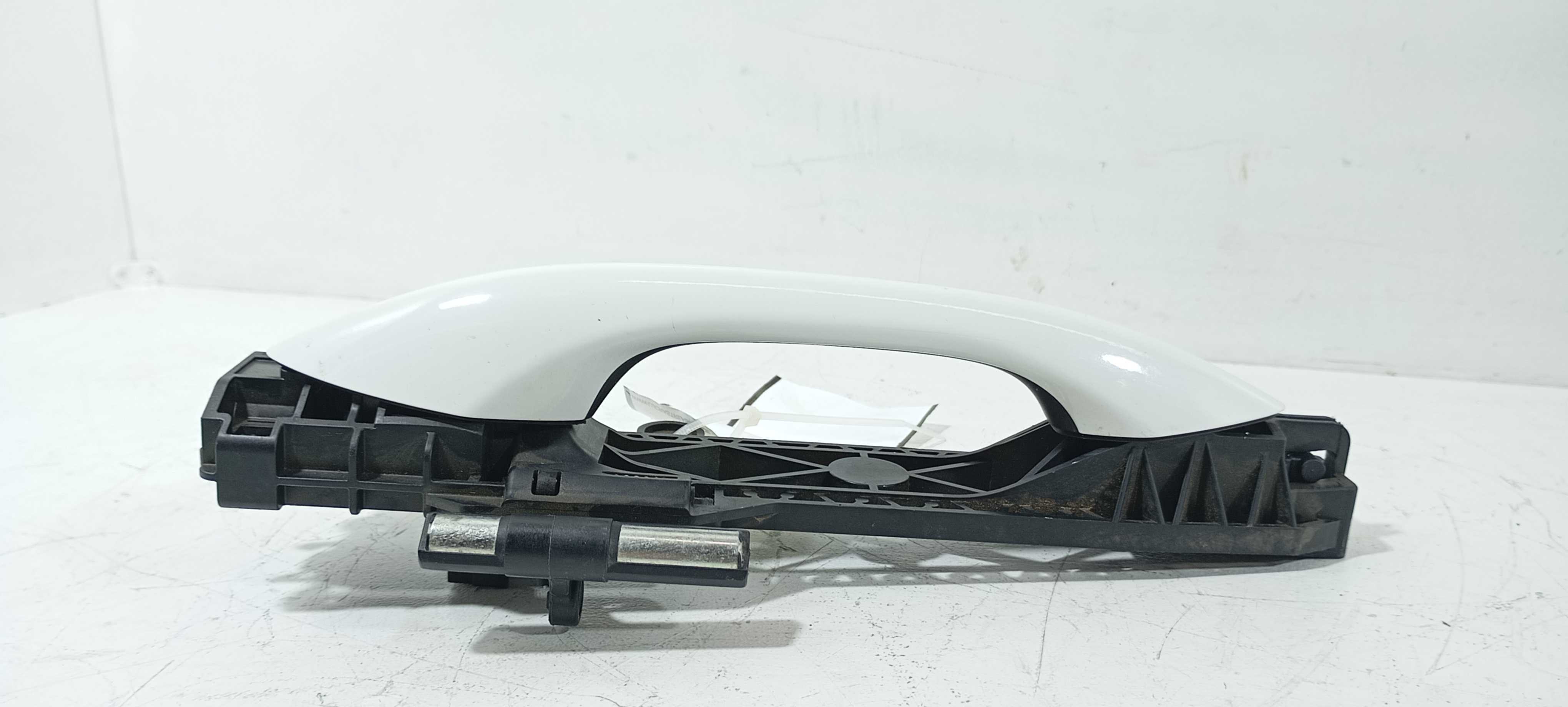 Maçaneta Porta Exter. Traseiro E. Onix Sedan Lt 1.0 24 V2303 Branco Traseira 7