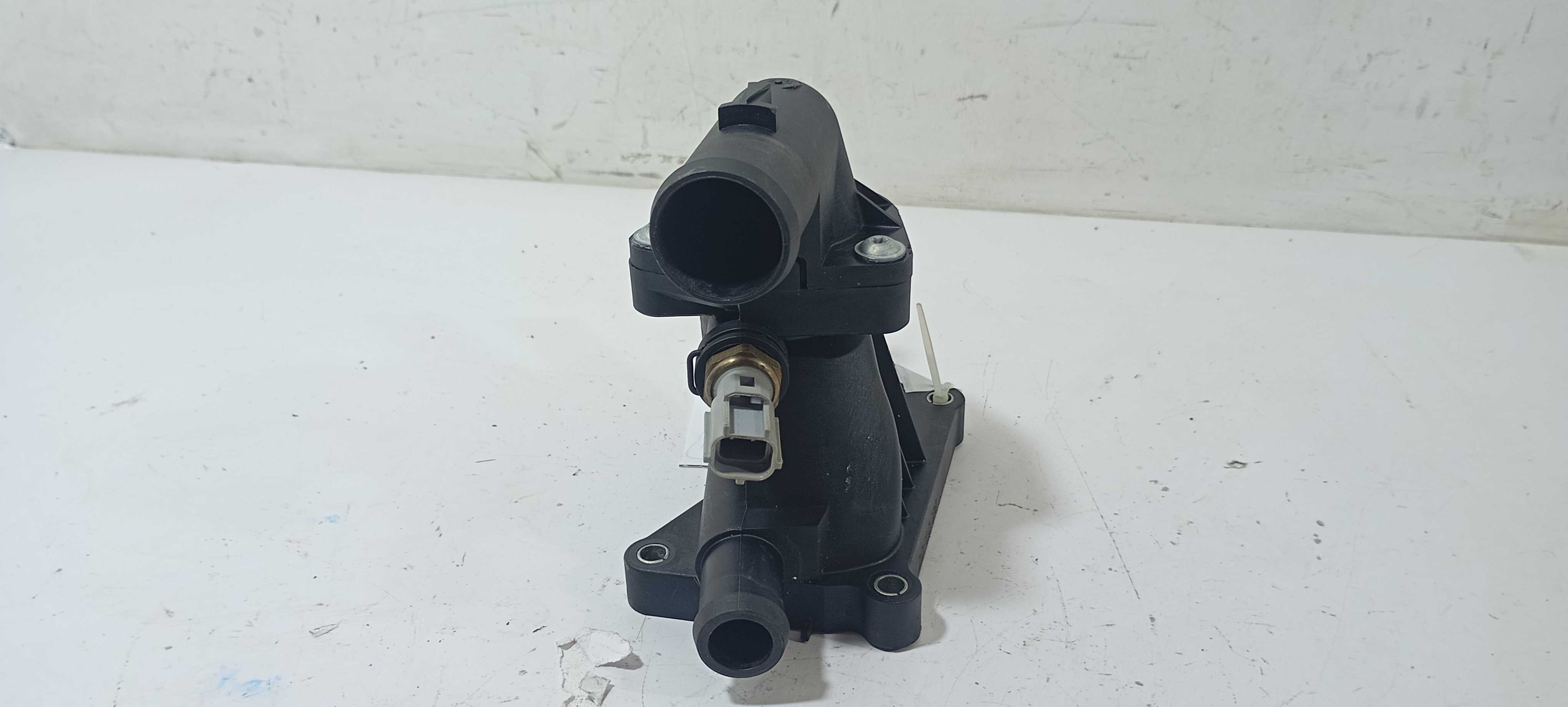 Flange Valvula Termostática Ford Ka 1.0 2020 Cm5g9k479ga 2