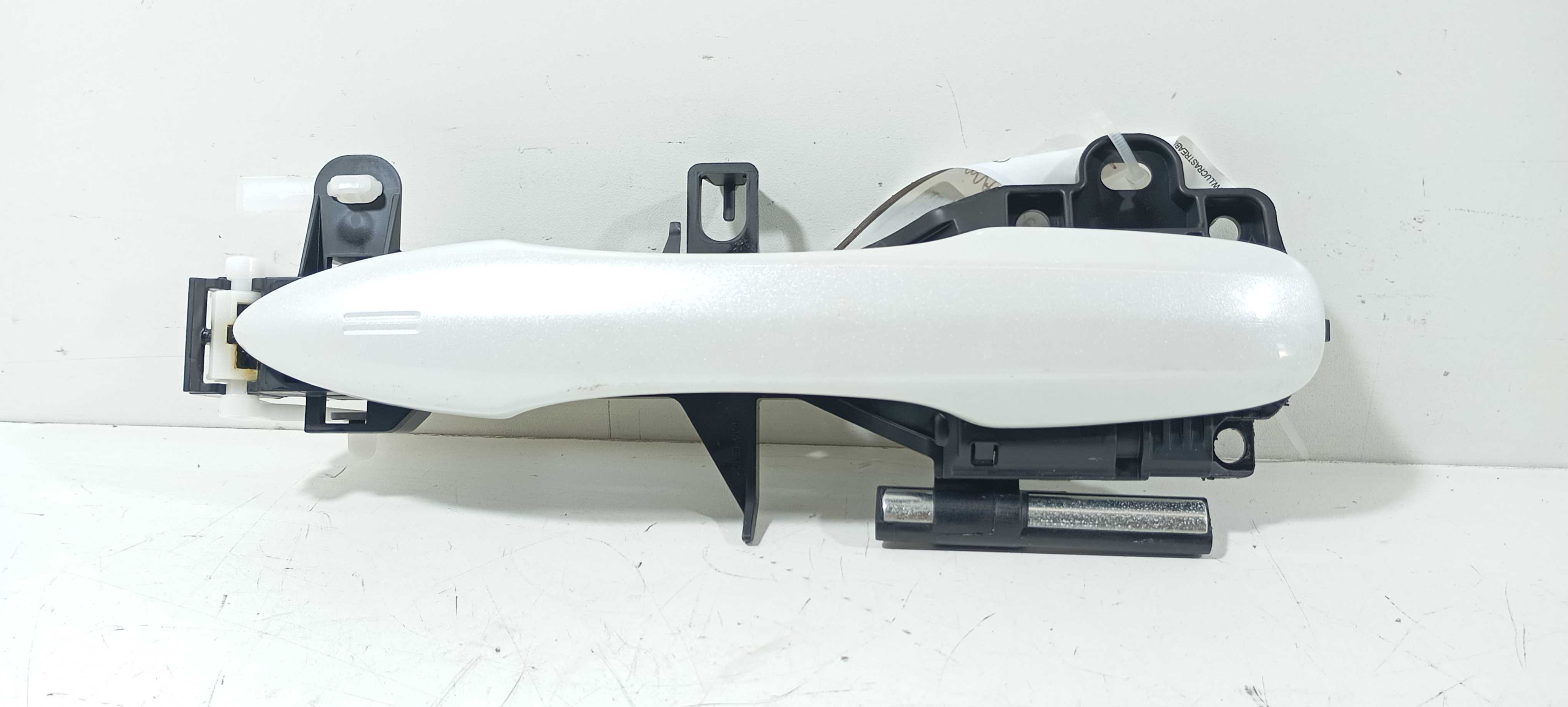 Maçaneta Exter. Diant. D. Corolla Cross Hybrid 1.8 24 V2294 Branco Dianteira 3