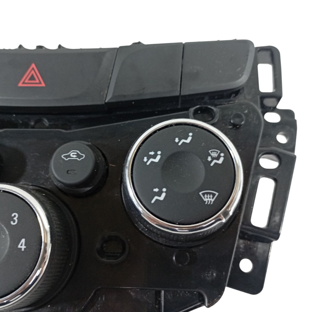 Comando Ar Condicionado Gm Tracker Lt 1.4 2018 42521433 4
