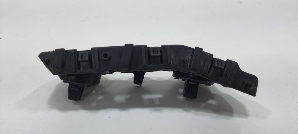 Guia Parachoque Dianteiro Direito Kicks 2019 622245rb0a 2
