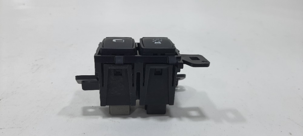 Botão Estabilidade Nissan Kicks Ano 2019 684t65ra1a Preto 1