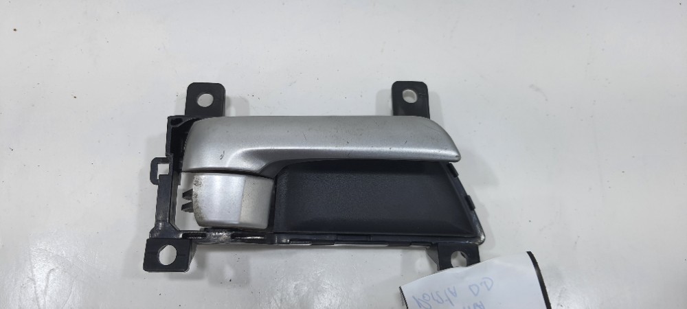 Maçaneta Int Dianteira Direita Kia Sorento 2012 826232p000 Prata Dianteira 3